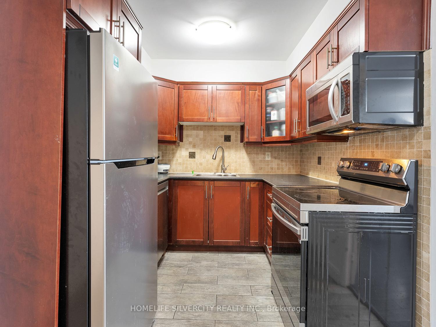Photo 21 of Unit 708, 130 Neptune Drive, Toronto, Englemount-Lawrence — HOMEH