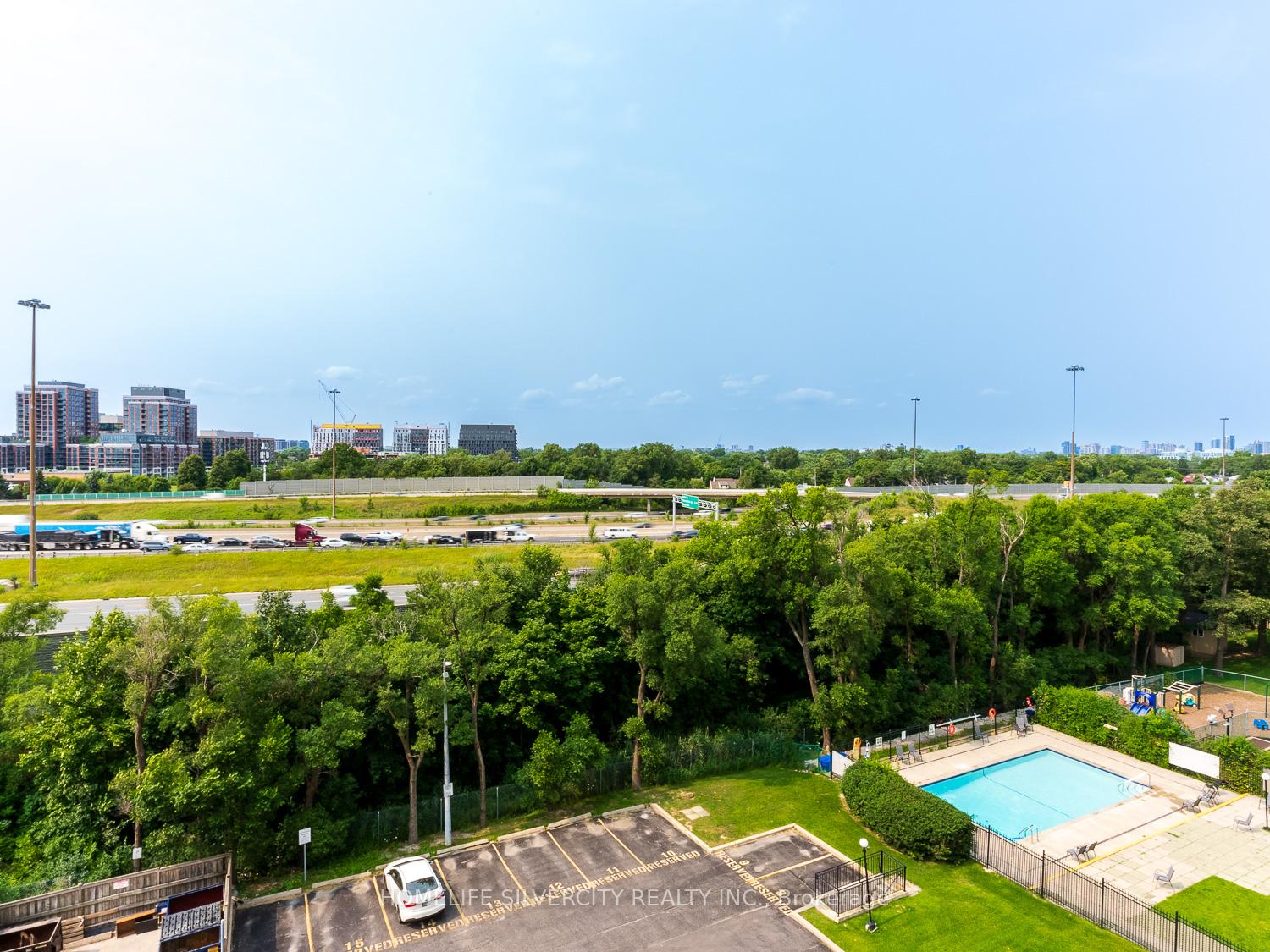 Photo 34 of Unit 708, 130 Neptune Drive, Toronto, Englemount-Lawrence — HOMEH