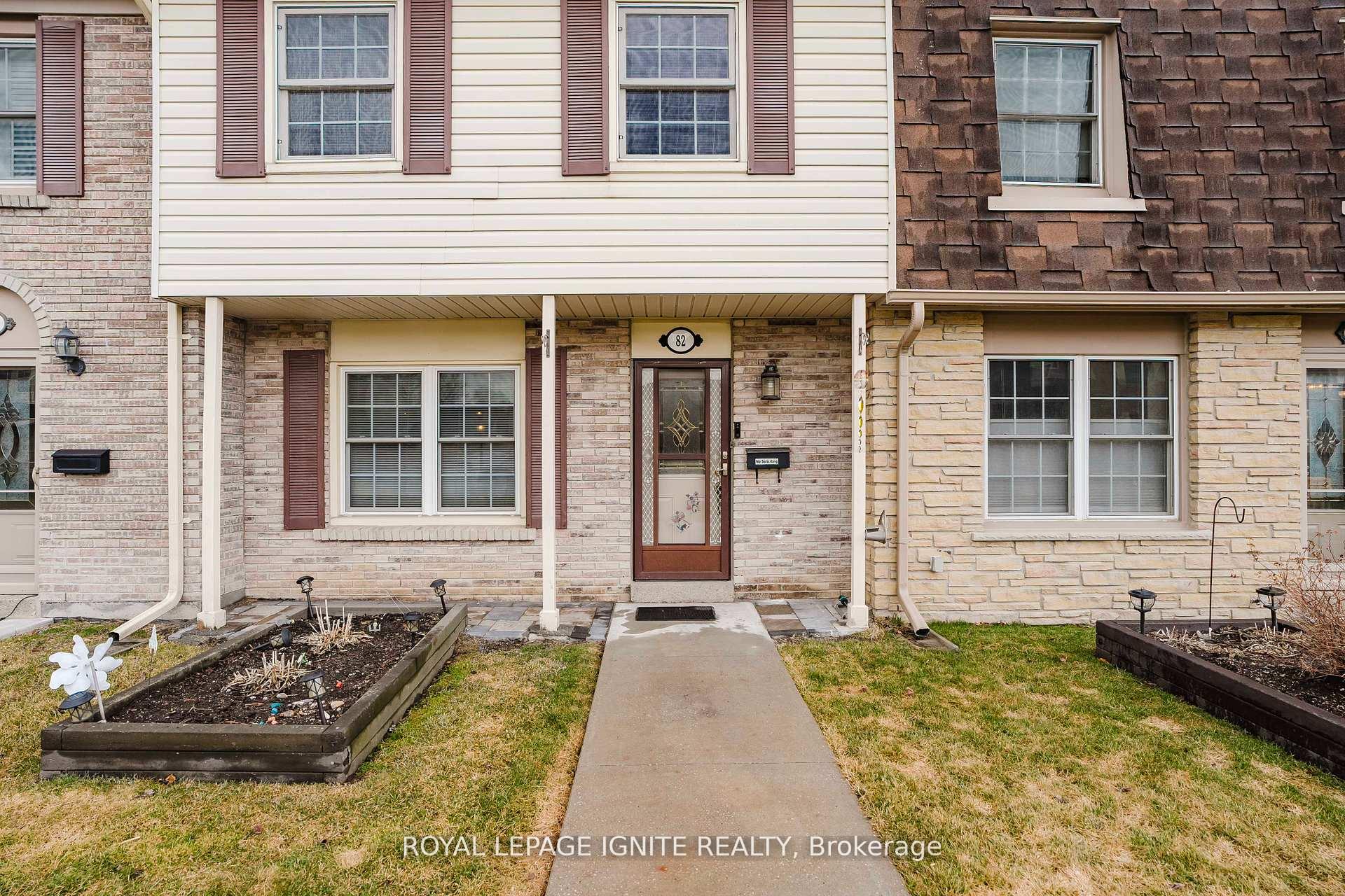 Photo 3 of Unit 82, 580 Eyer Drive, Pickering, West Shore — HOMEH