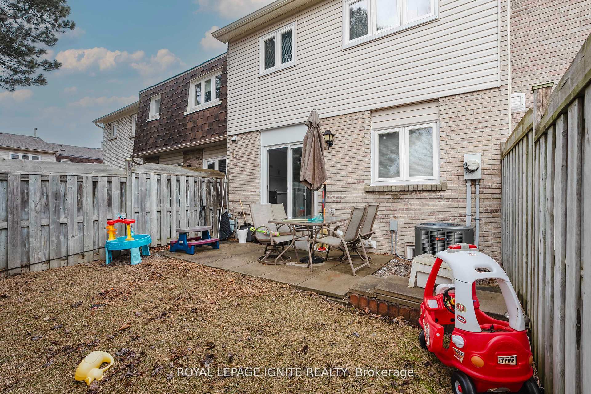 Photo 44 of Unit 82, 580 Eyer Drive, Pickering, West Shore — HOMEH