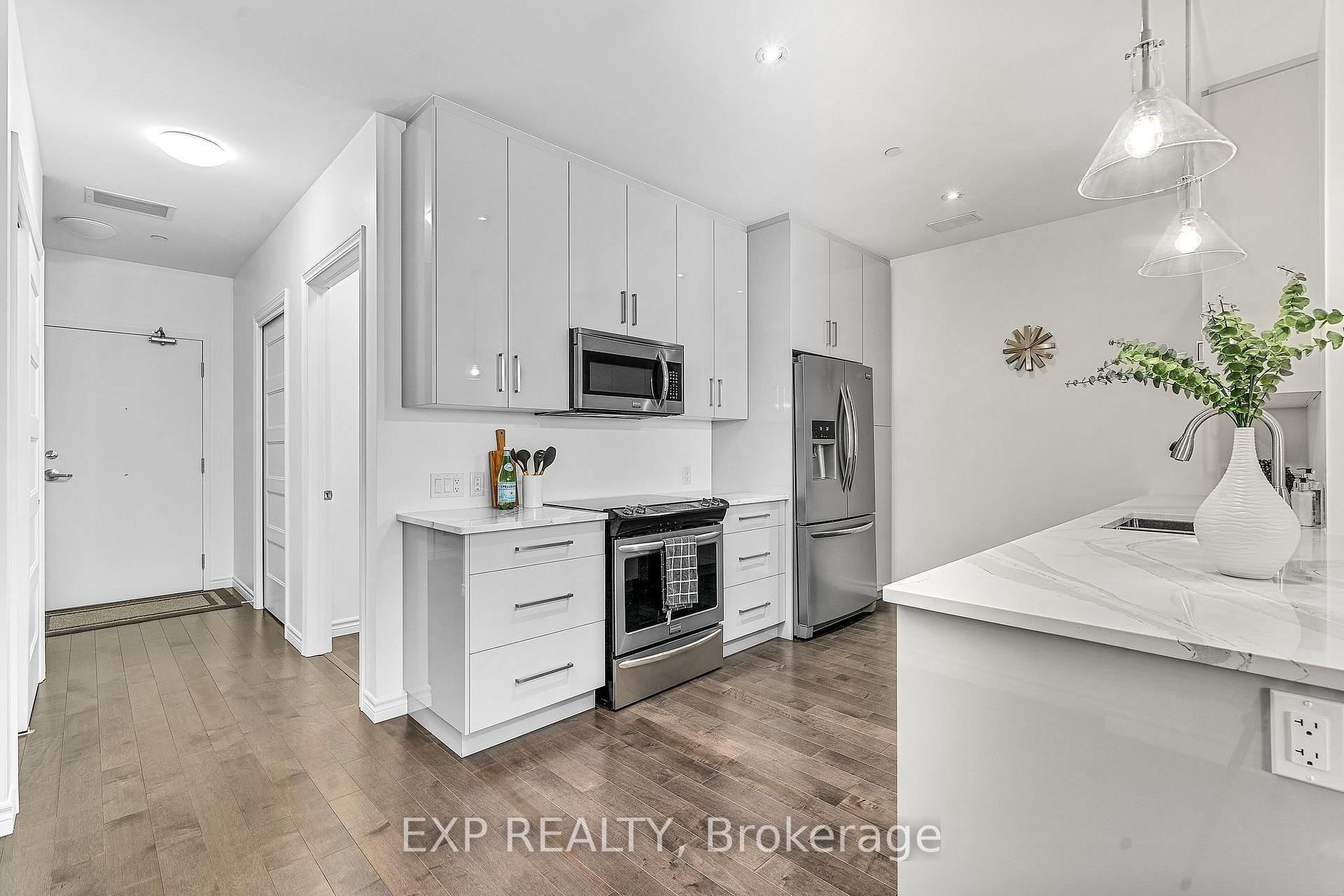 Photo 5 of Unit 511, 199 Front Street, Belleville, Belleville Ward — HOMEH