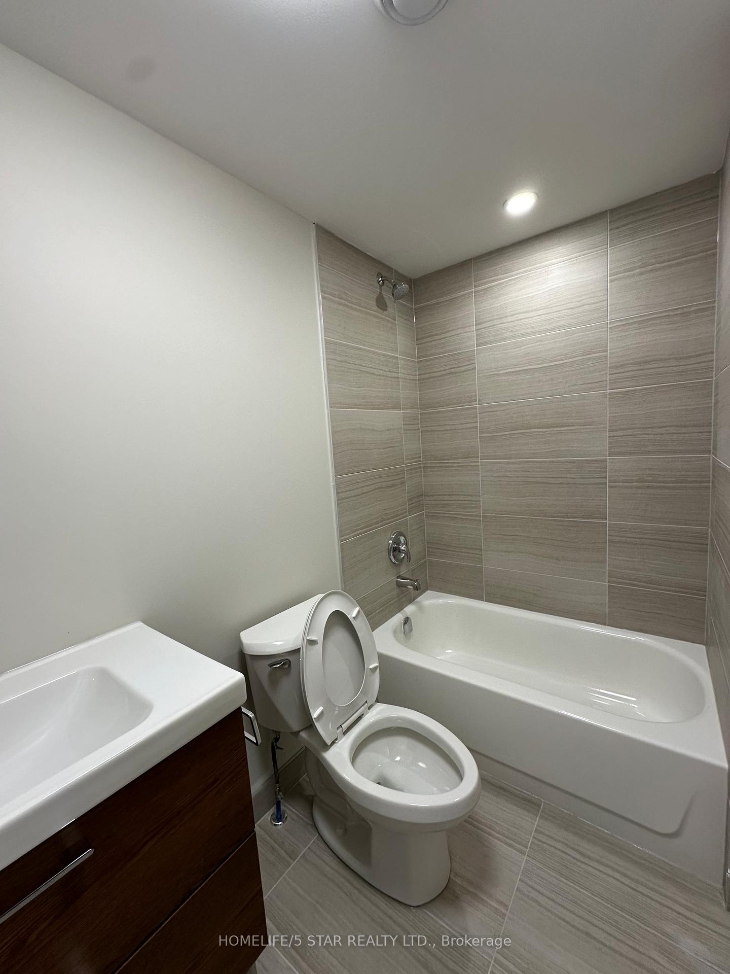Photo 24 of Unit 202, 837 King Street E, Hamilton, Gibson — HOMEH