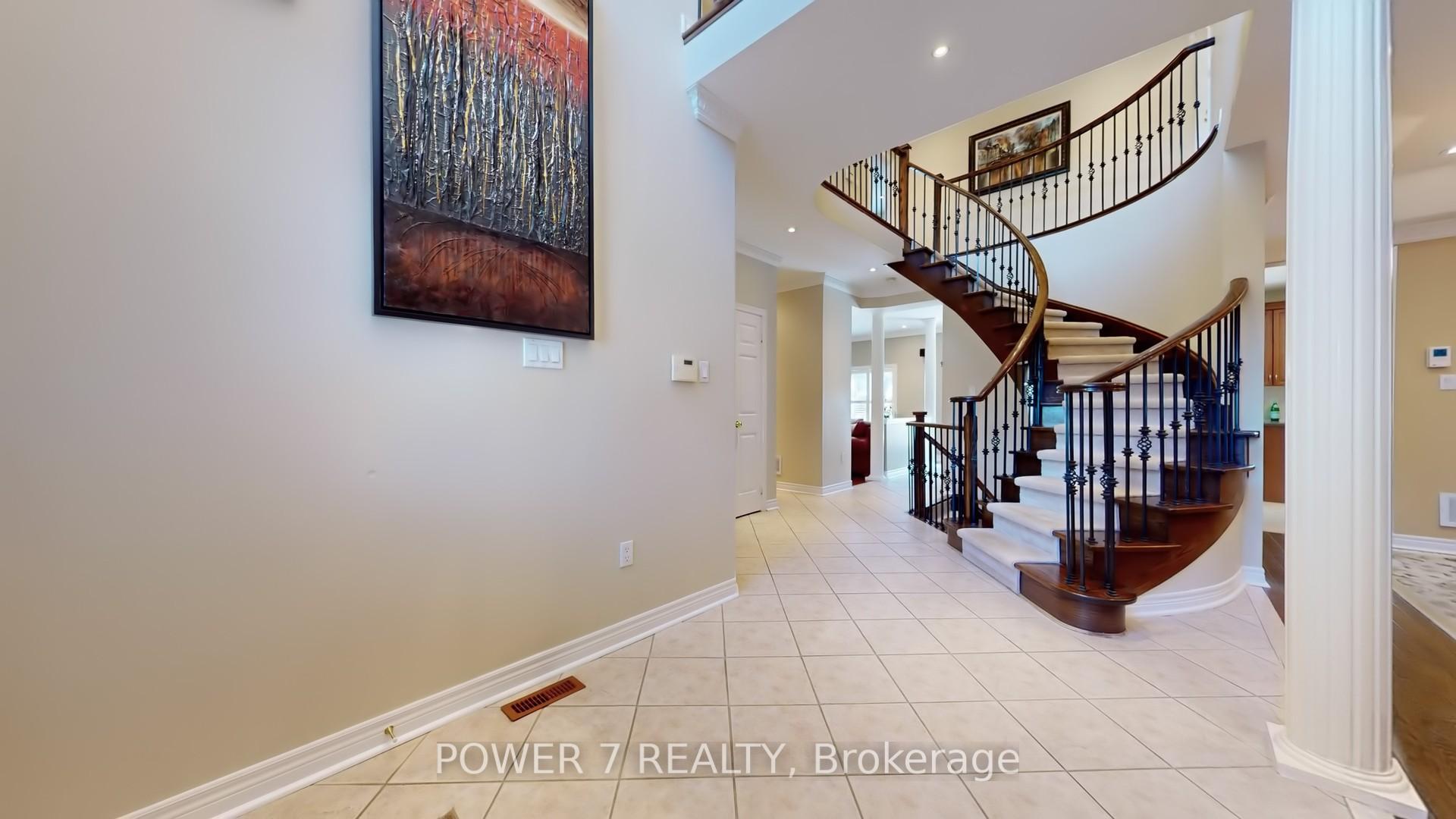 Photo 3 of 123 Macrill Road, Markham, Cachet — HOMEH