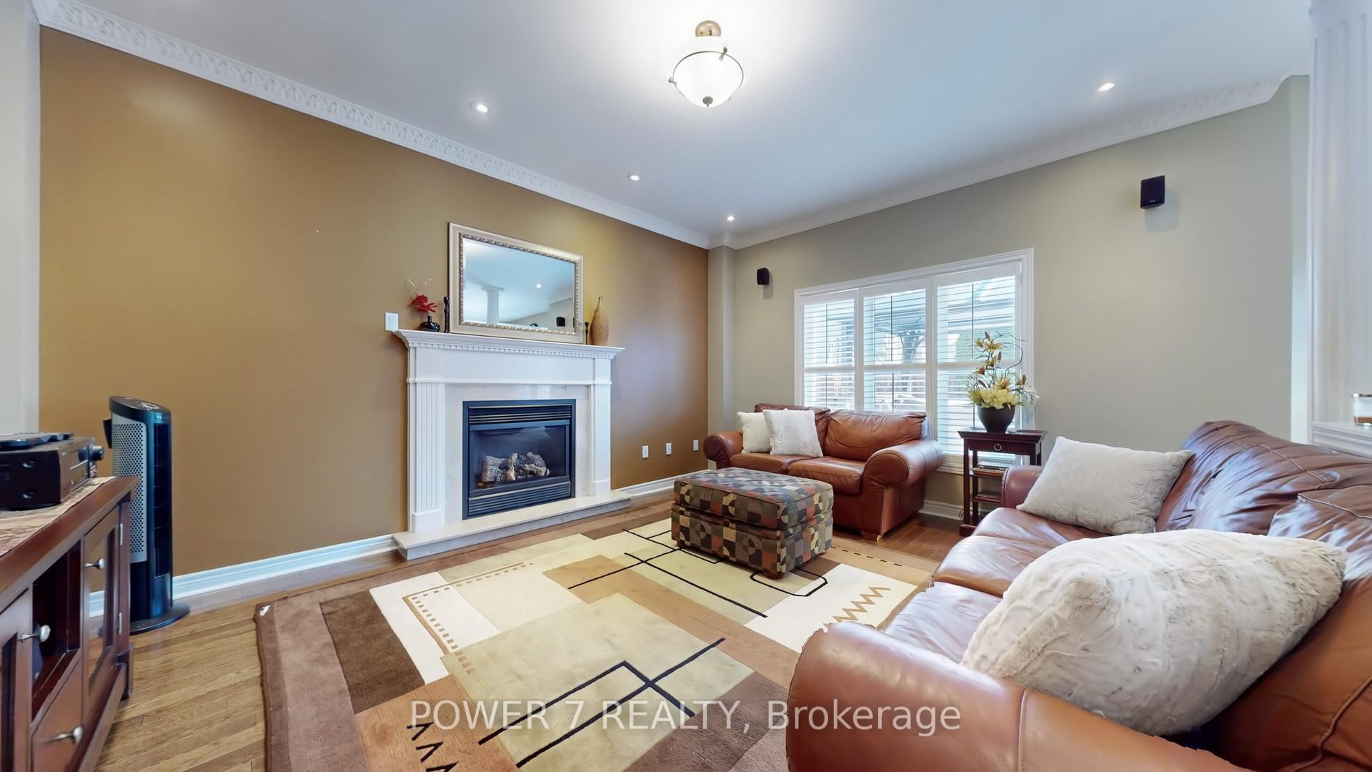 Photo 10 of 123 Macrill Road, Markham, Cachet — HOMEH