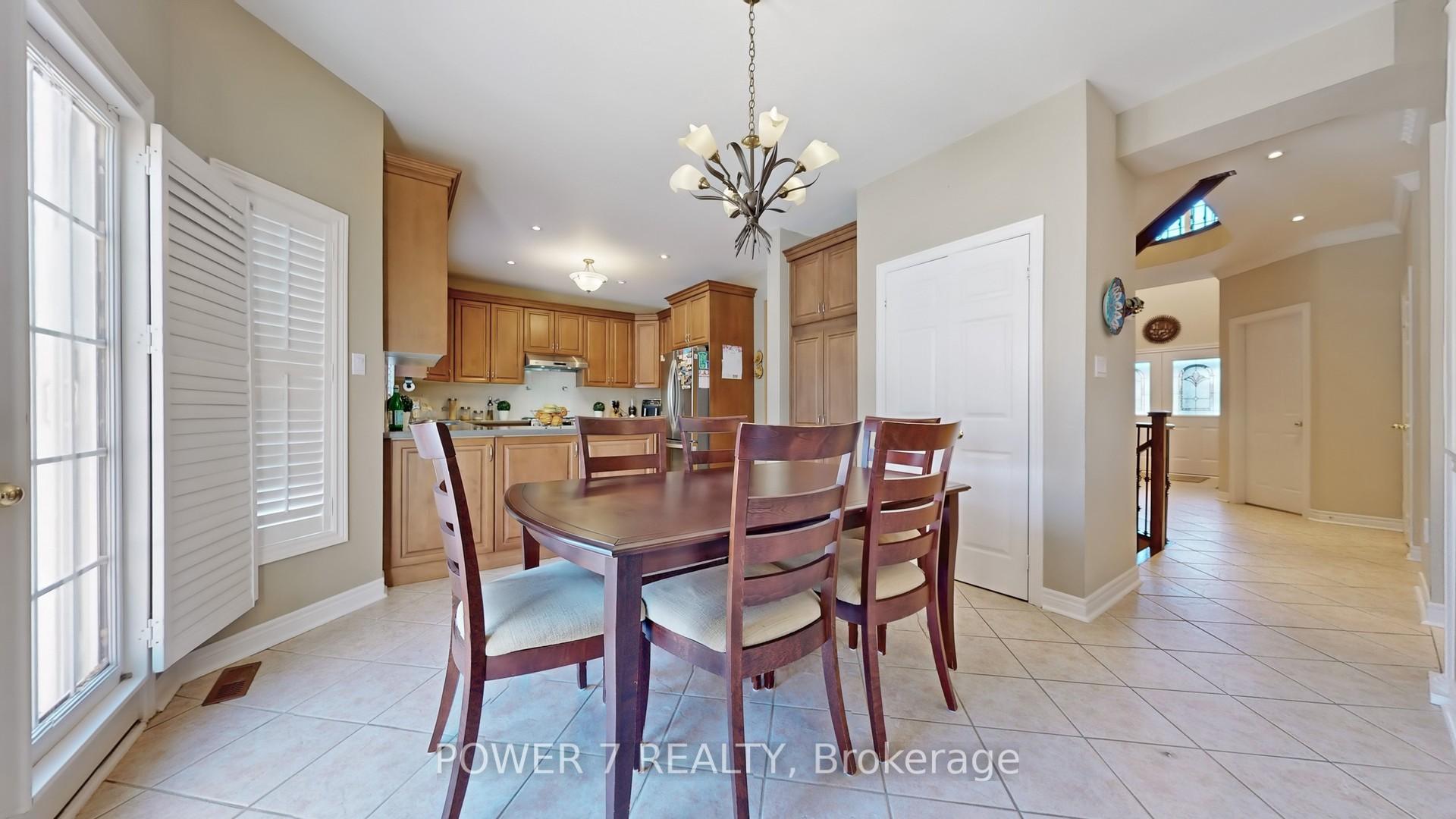 Photo 13 of 123 Macrill Road, Markham, Cachet — HOMEH