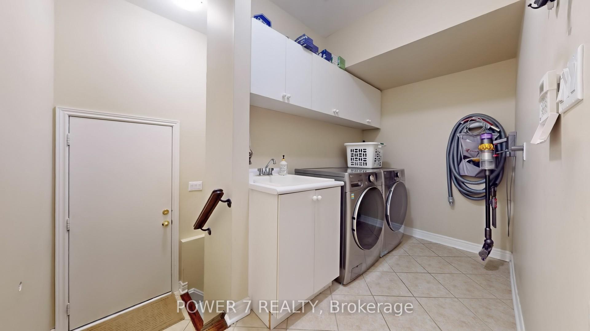 Photo 21 of 123 Macrill Road, Markham, Cachet — HOMEH