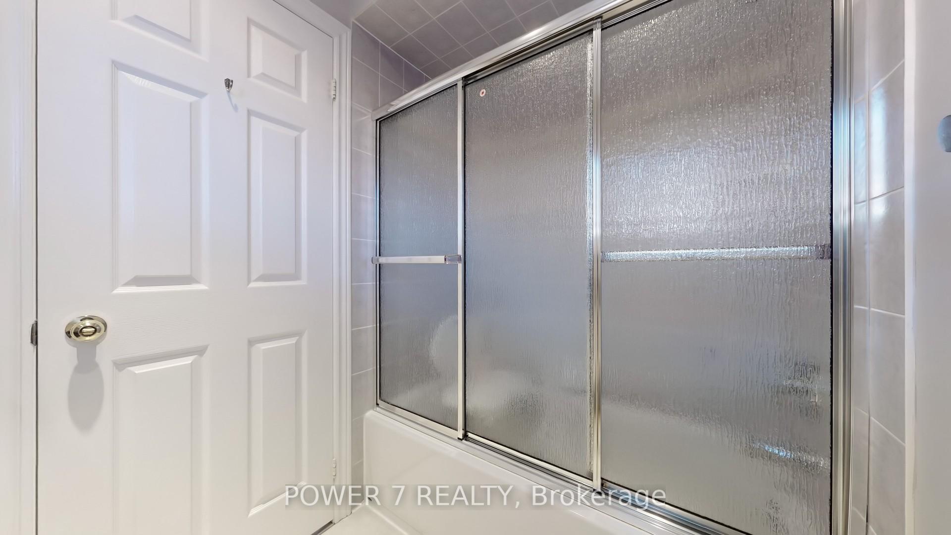 Photo 29 of 123 Macrill Road, Markham, Cachet — HOMEH