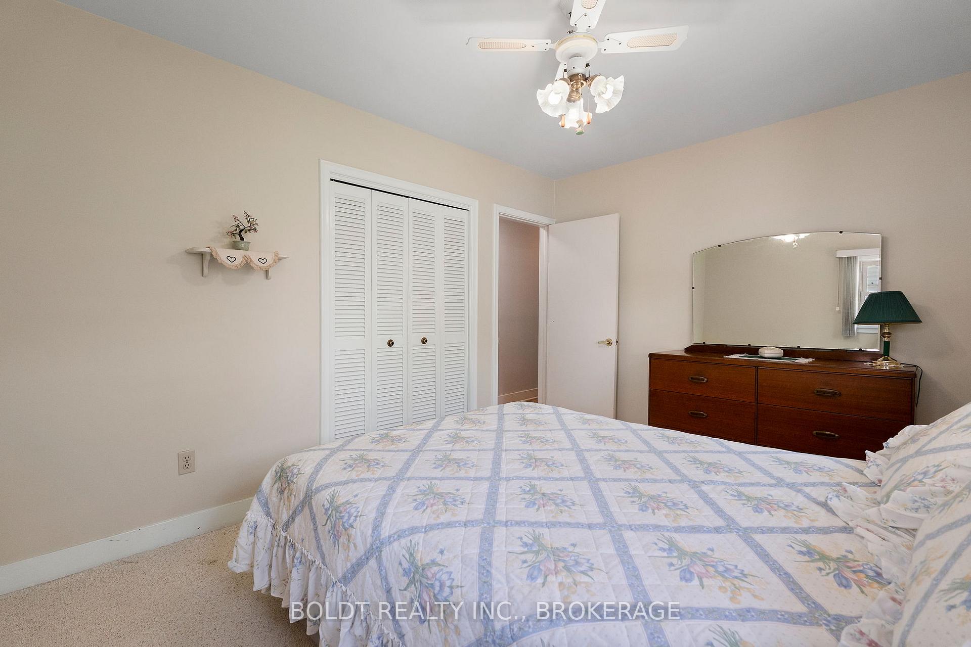 Photo 14 of 309 Pelham Road, St. Catharines, Rykert/Vansickle — HOMEH