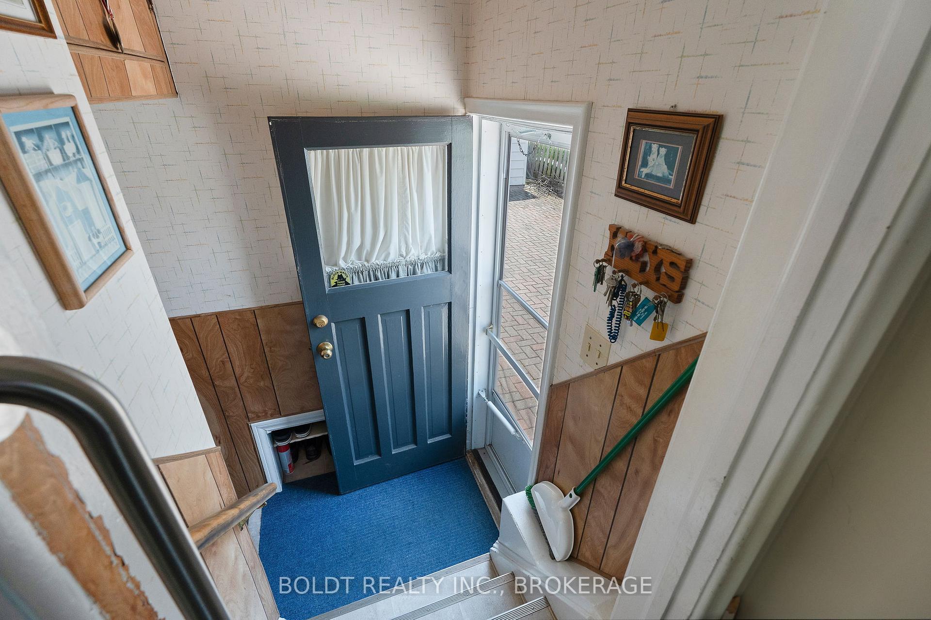 Photo 19 of 309 Pelham Road, St. Catharines, Rykert/Vansickle — HOMEH