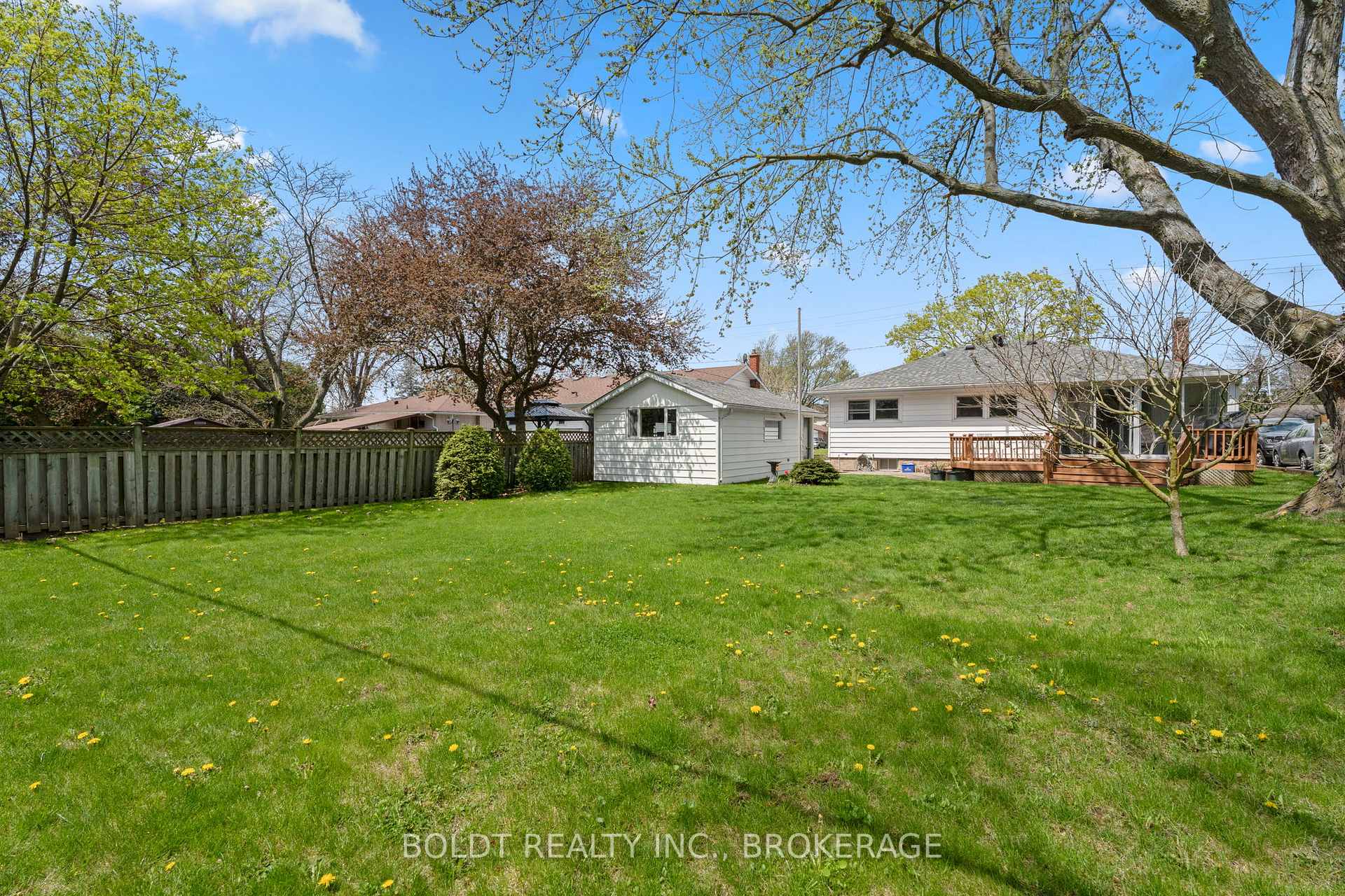 Photo 28 of 309 Pelham Road, St. Catharines, Rykert/Vansickle — HOMEH
