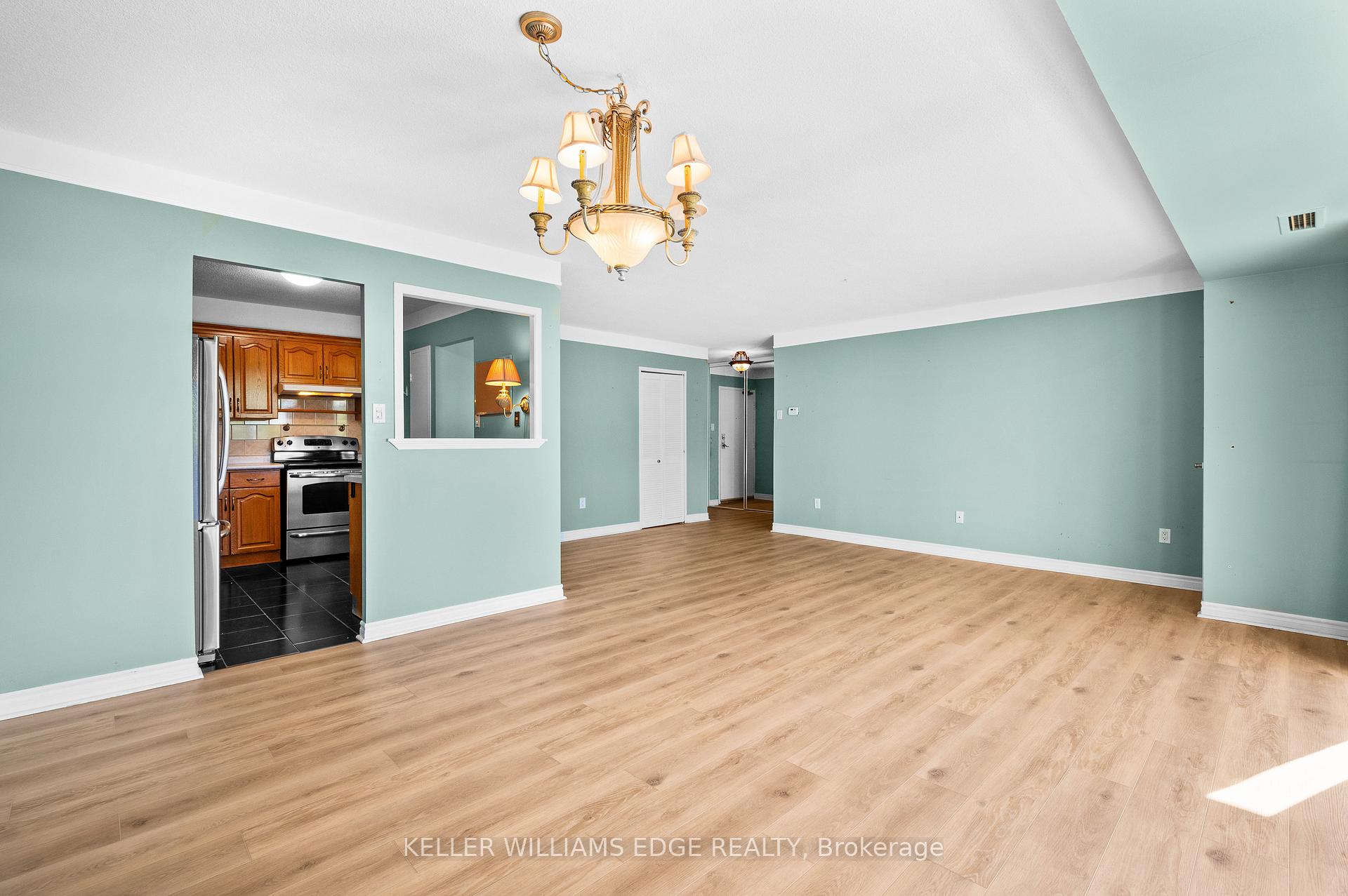 Photo 26 of Unit 404, 301 Frances Avenue, Hamilton, Stoney Creek — HOMEH