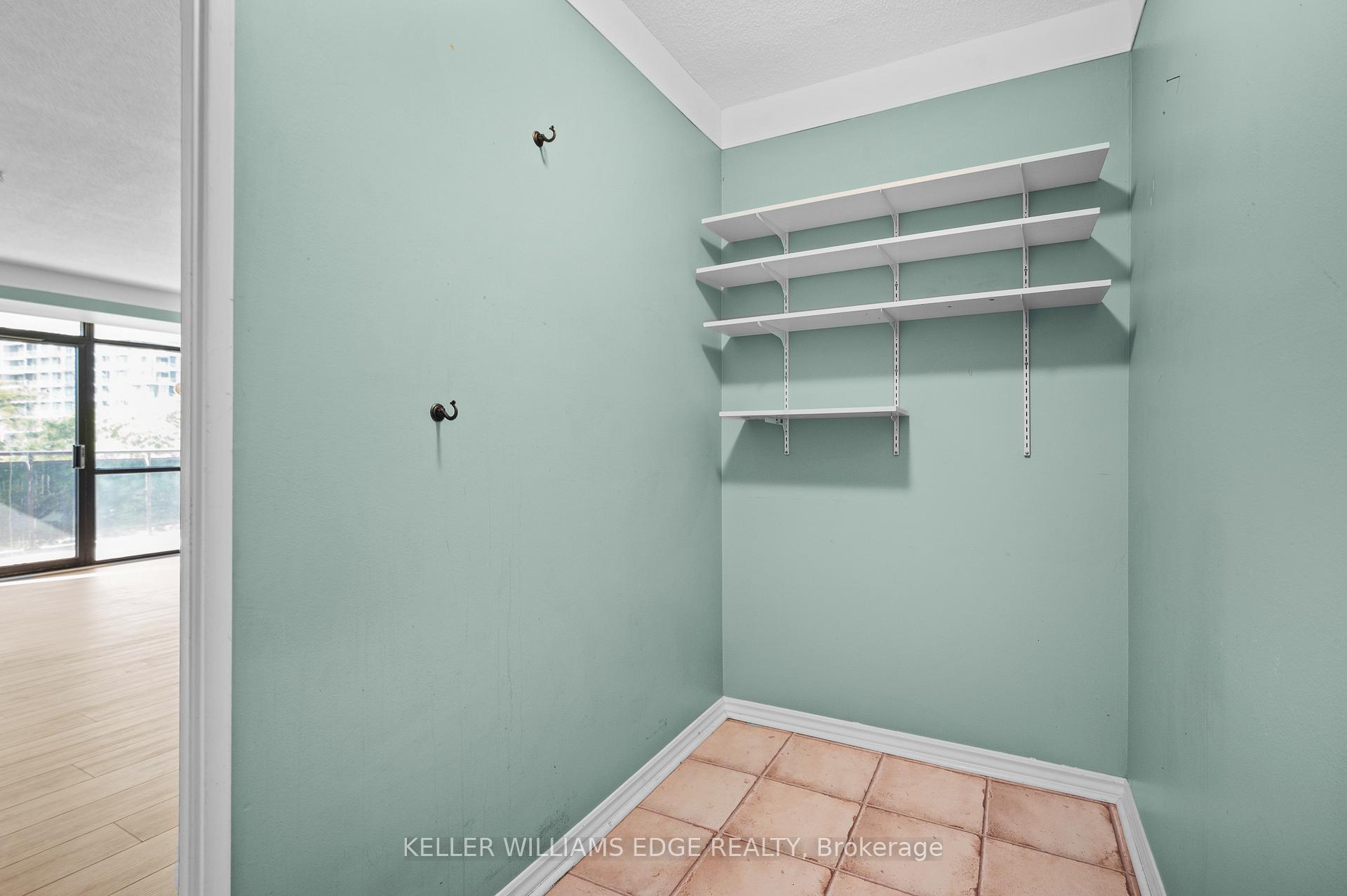Photo 42 of Unit 404, 301 Frances Avenue, Hamilton, Stoney Creek — HOMEH