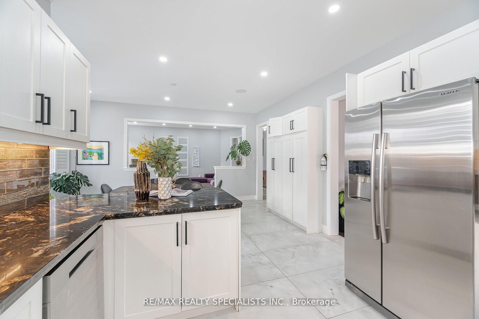 Photo 32 of 28 Kippen Court, Brampton, Sandringham-Wellington — HOMEH