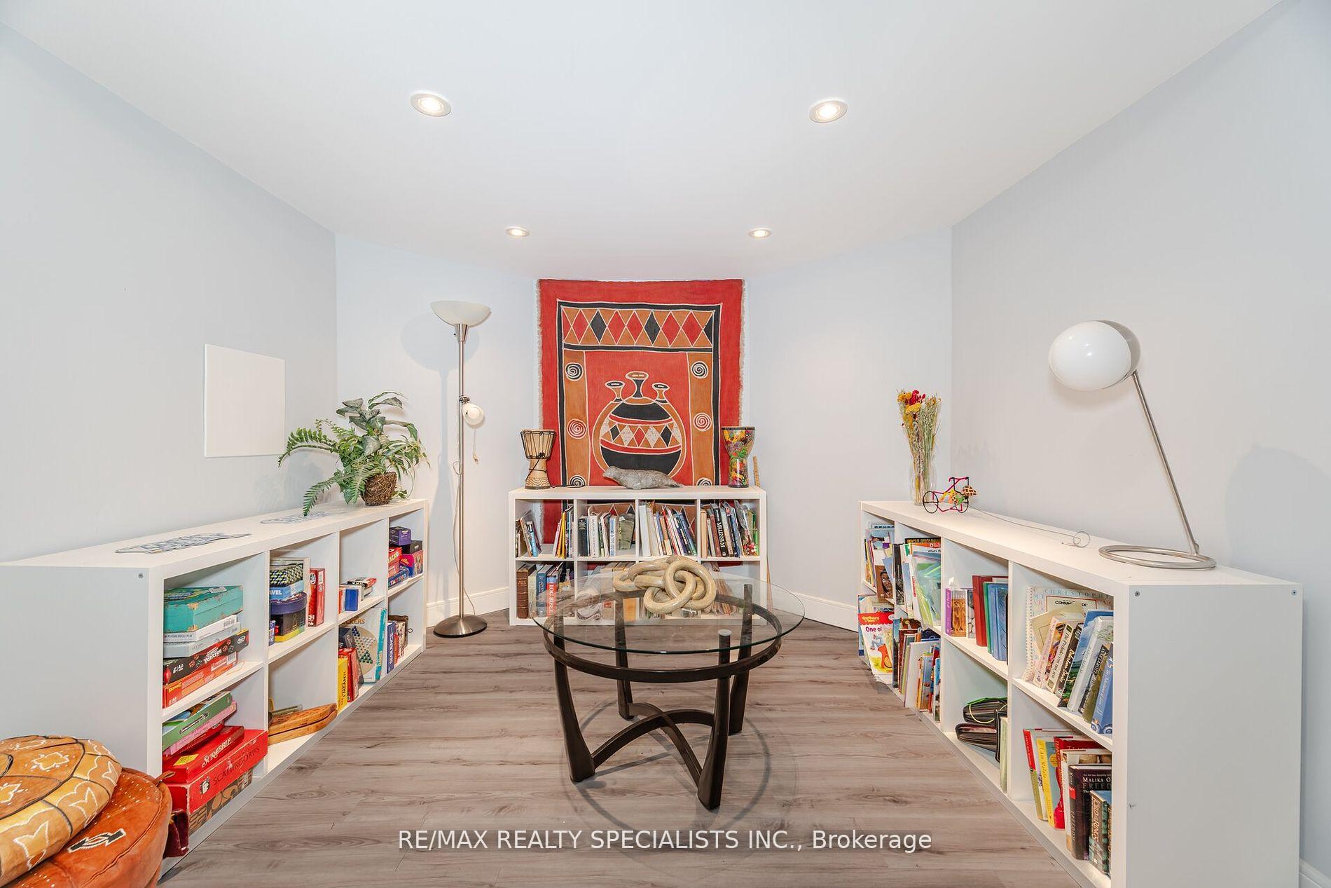 Photo 55 of 28 Kippen Court, Brampton, Sandringham-Wellington — HOMEH