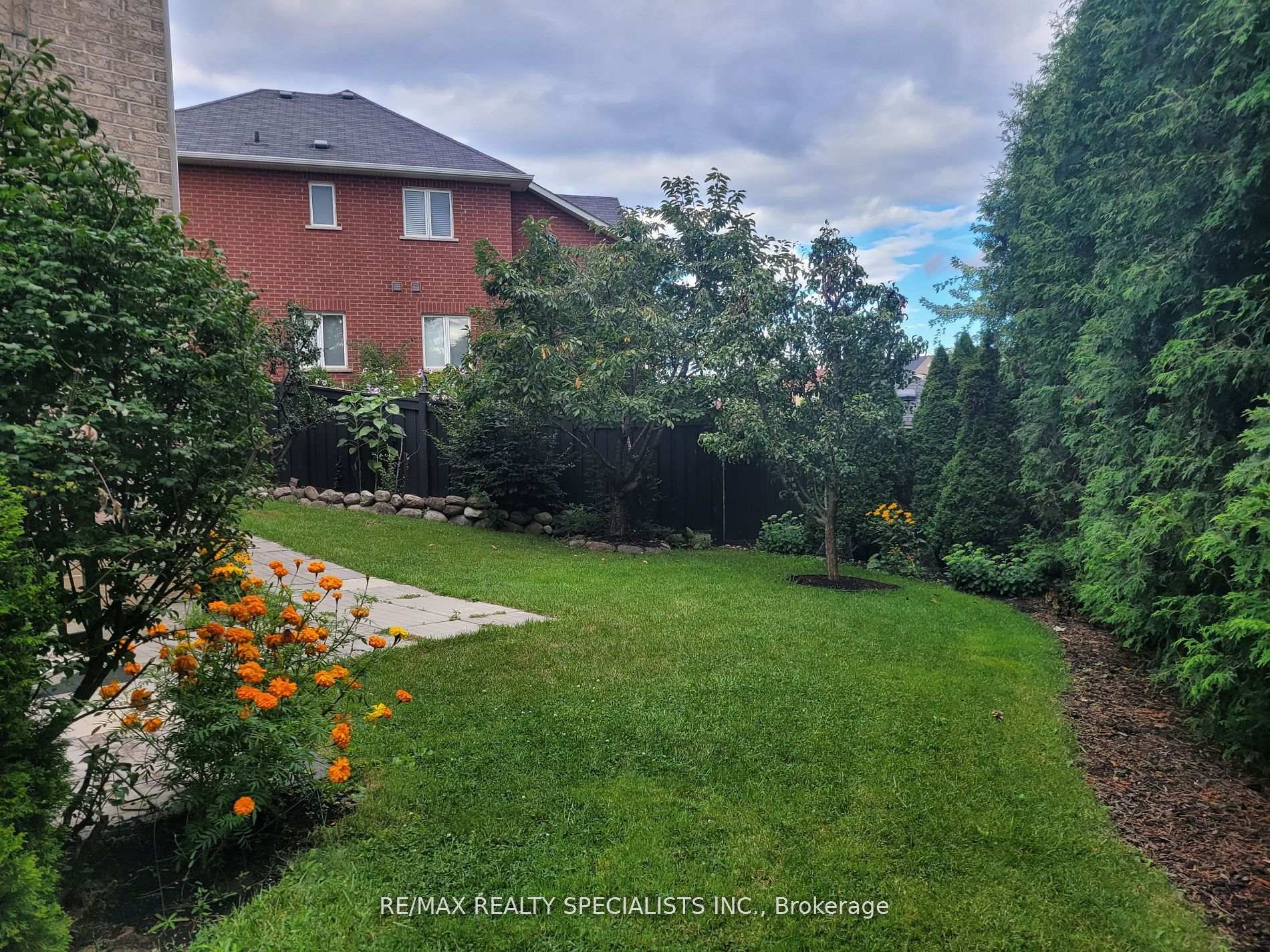 Photo 86 of 28 Kippen Court, Brampton, Sandringham-Wellington — HOMEH