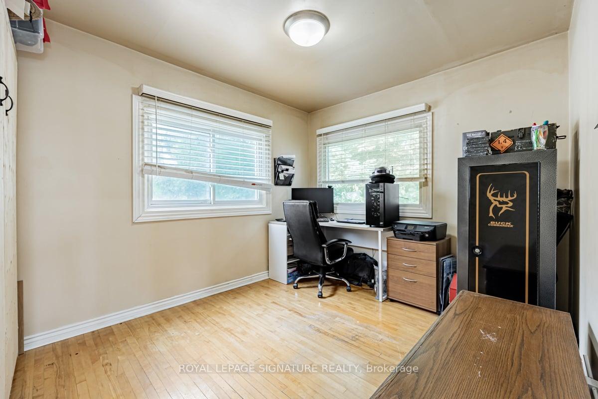 Photo 8 of 5 Woodhouse Crescent, Ajax, South East — HOMEH