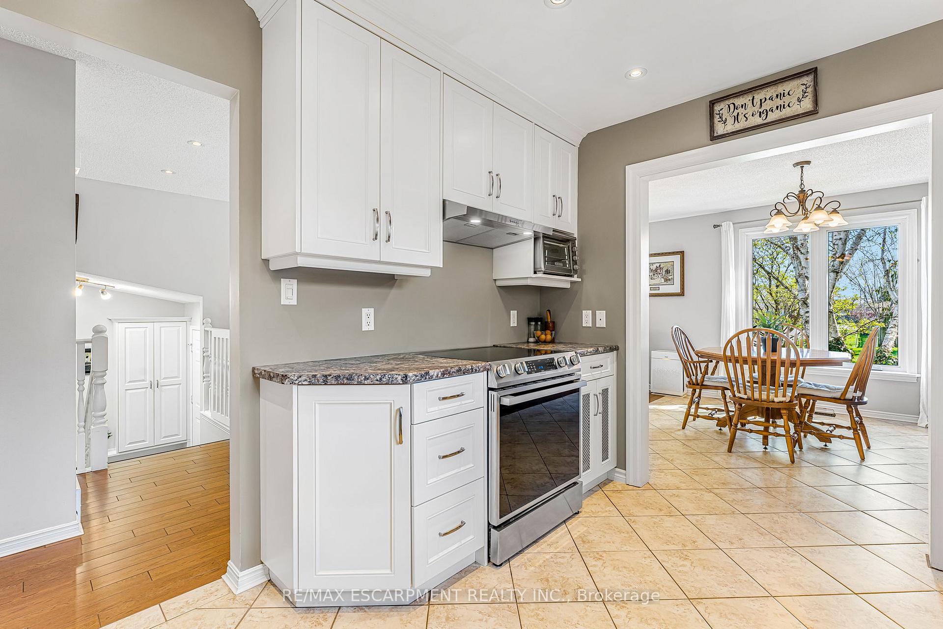 Photo 12 of 3954 Old Orchard Way, Lincoln, Lincoln-Jordan/Vineland — HOMEH