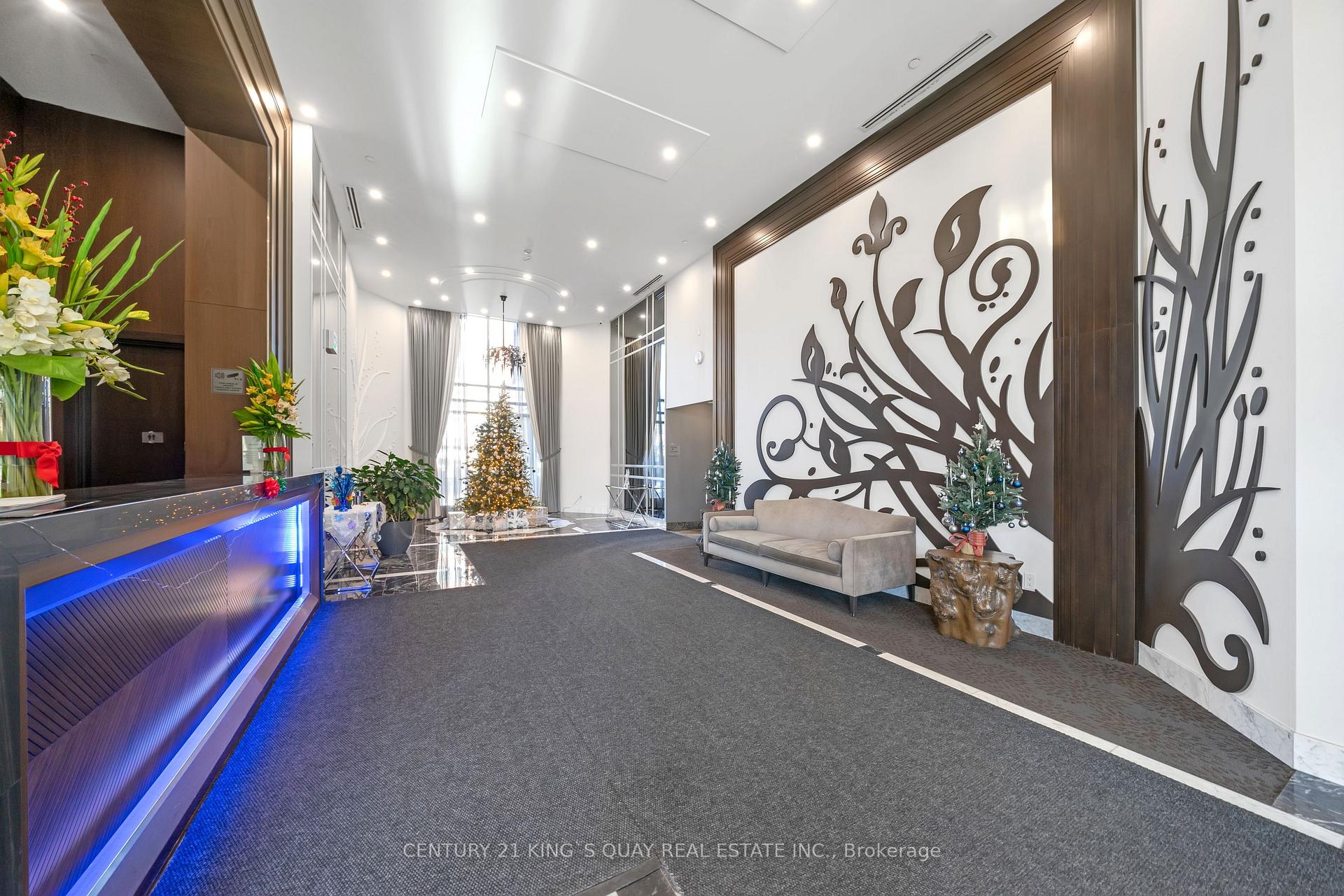 Photo 5 of Unit 438, 7608 Yonge Street, Vaughan, Crestwood-Springfarm-Yorkhill — HOMEH