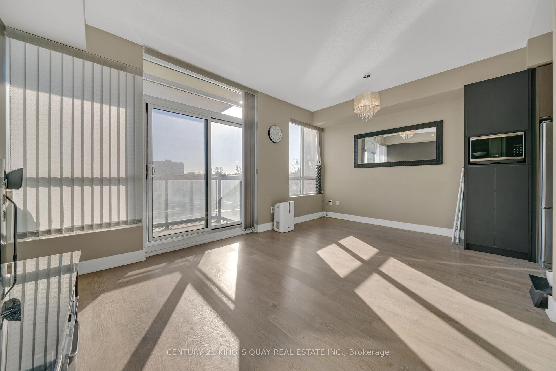 Photo 10 of Unit 438, 7608 Yonge Street, Vaughan, Crestwood-Springfarm-Yorkhill — HOMEH