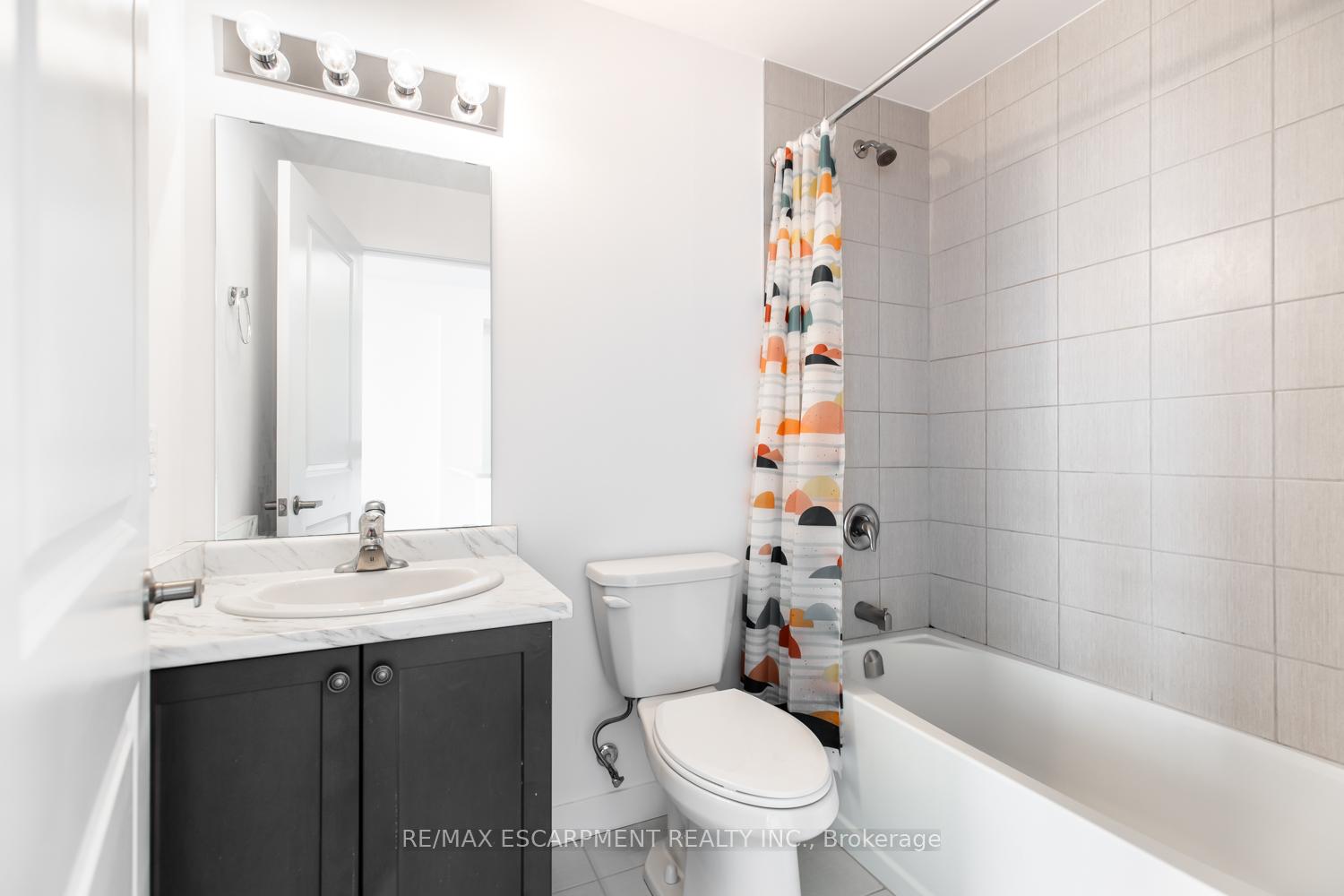 Photo 24 of Unit 704, 460 Dundas Street, Hamilton, Waterdown — HOMEH