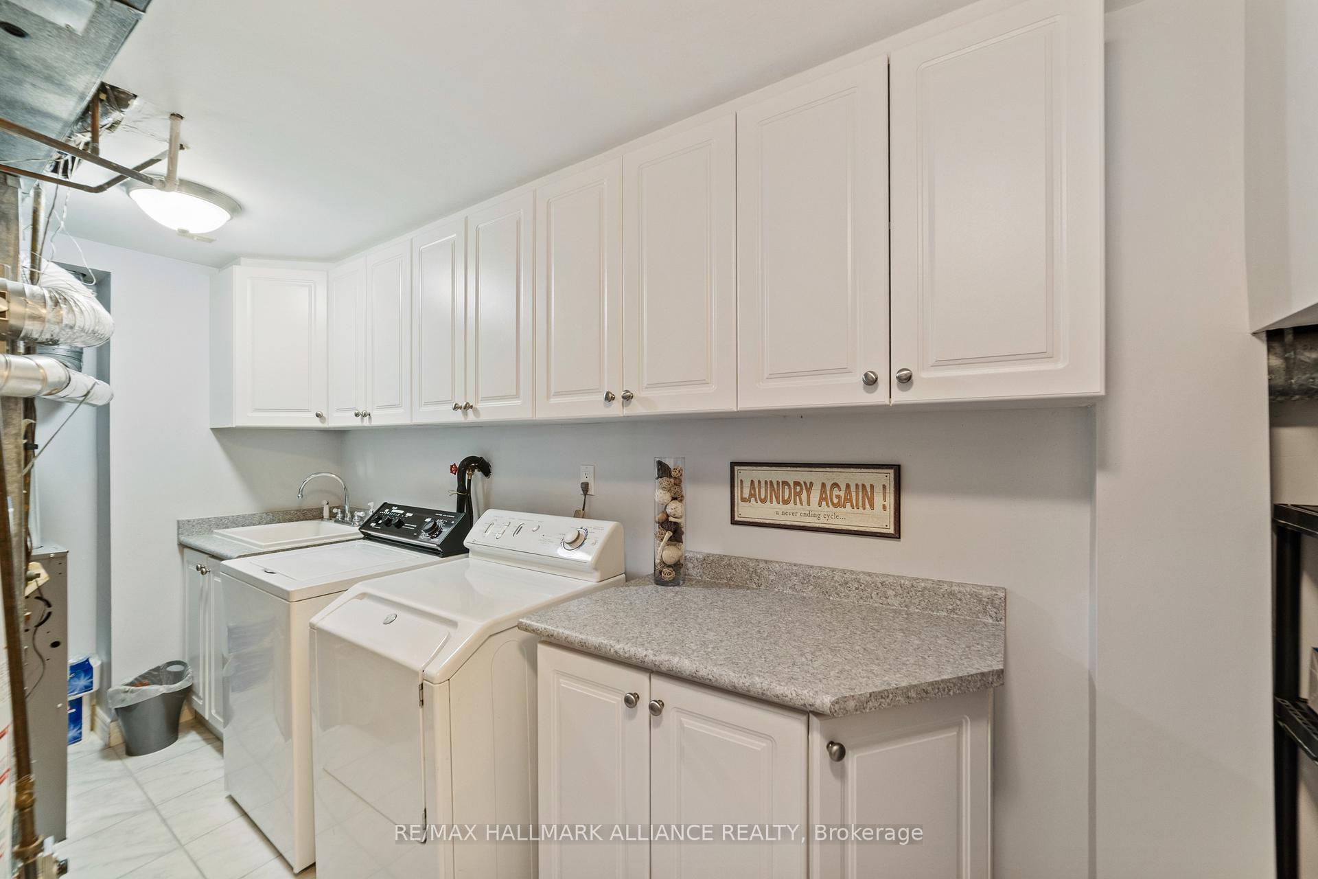 Photo 31 of 48 Garden Avenue, Brampton, Brampton West — HOMEH