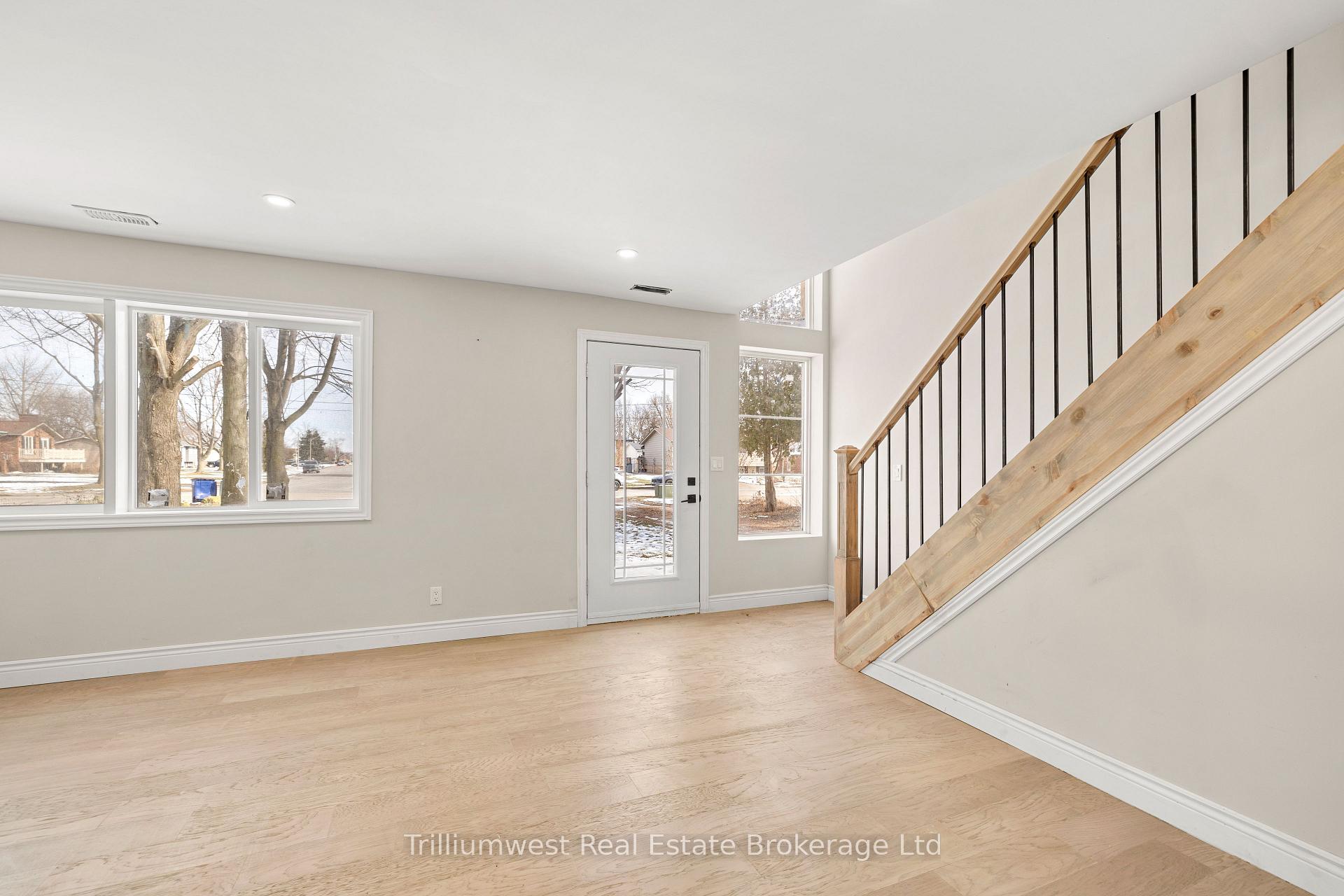 Photo 2 of 128 Ducharme Street, Lakeshore — HOMEH