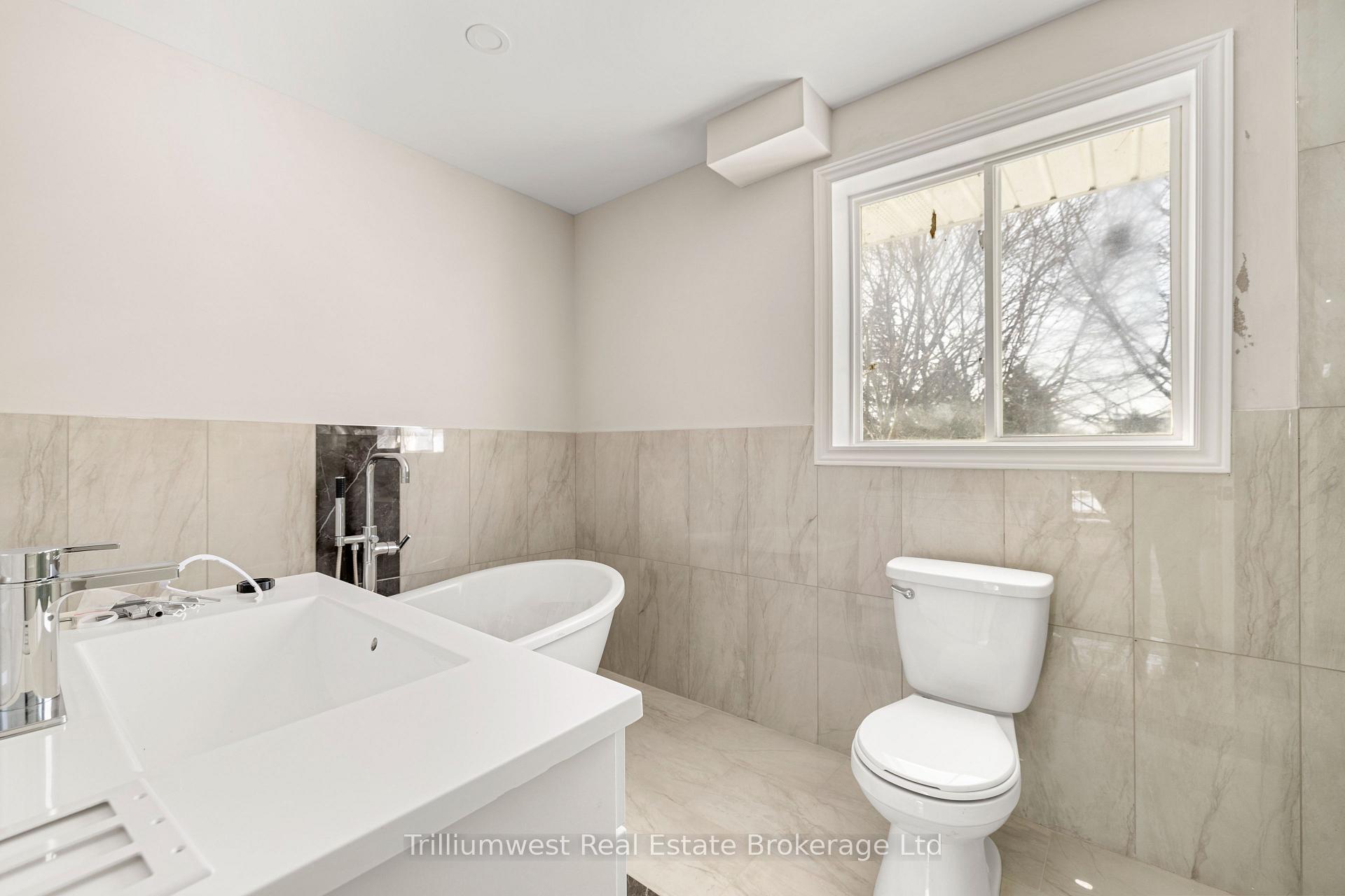 Photo 19 of 128 Ducharme Street, Lakeshore — HOMEH