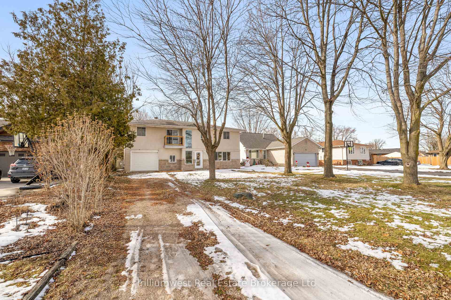 Photo 27 of 128 Ducharme Street, Lakeshore — HOMEH