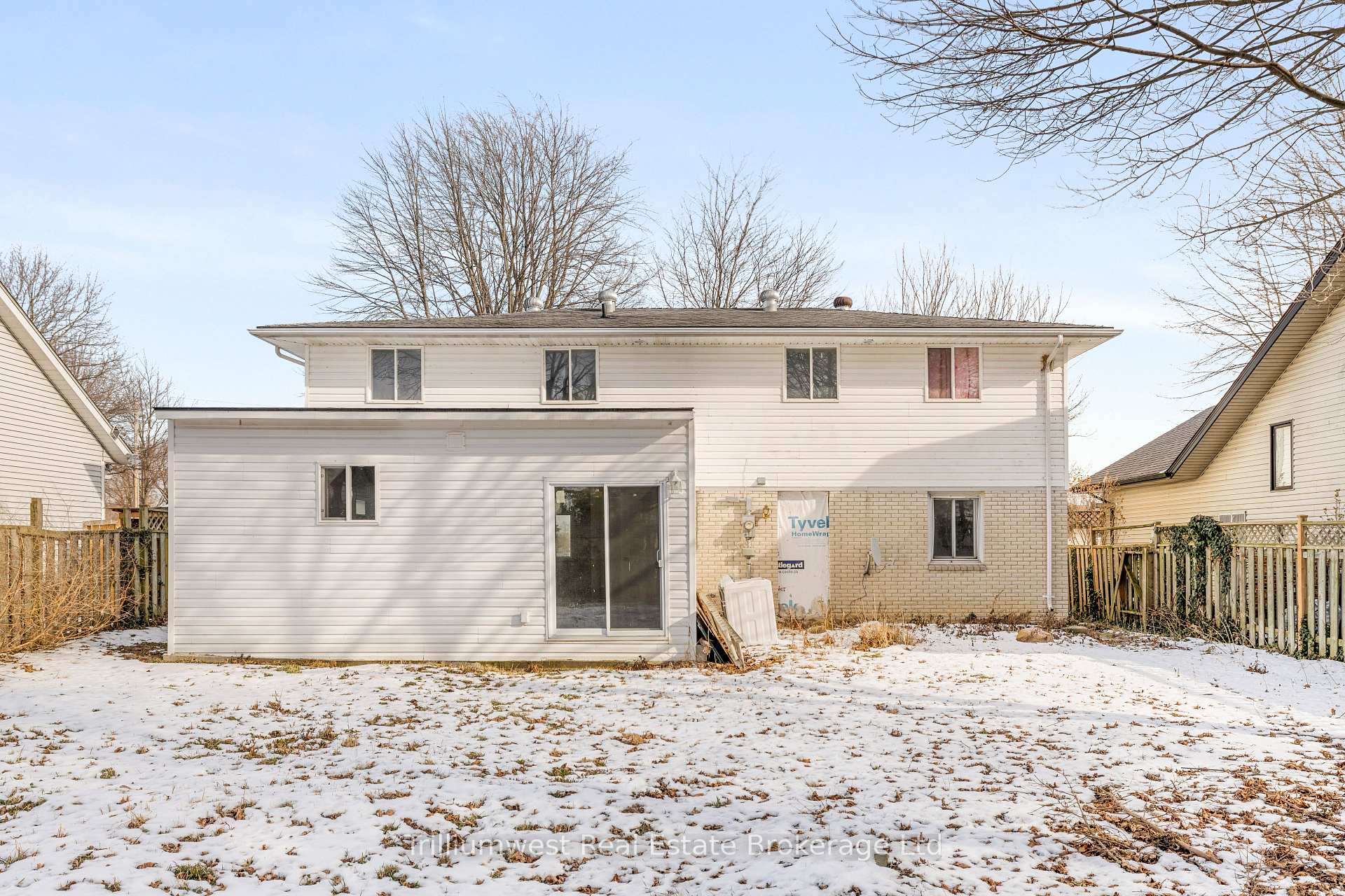 Photo 33 of 128 Ducharme Street, Lakeshore — HOMEH