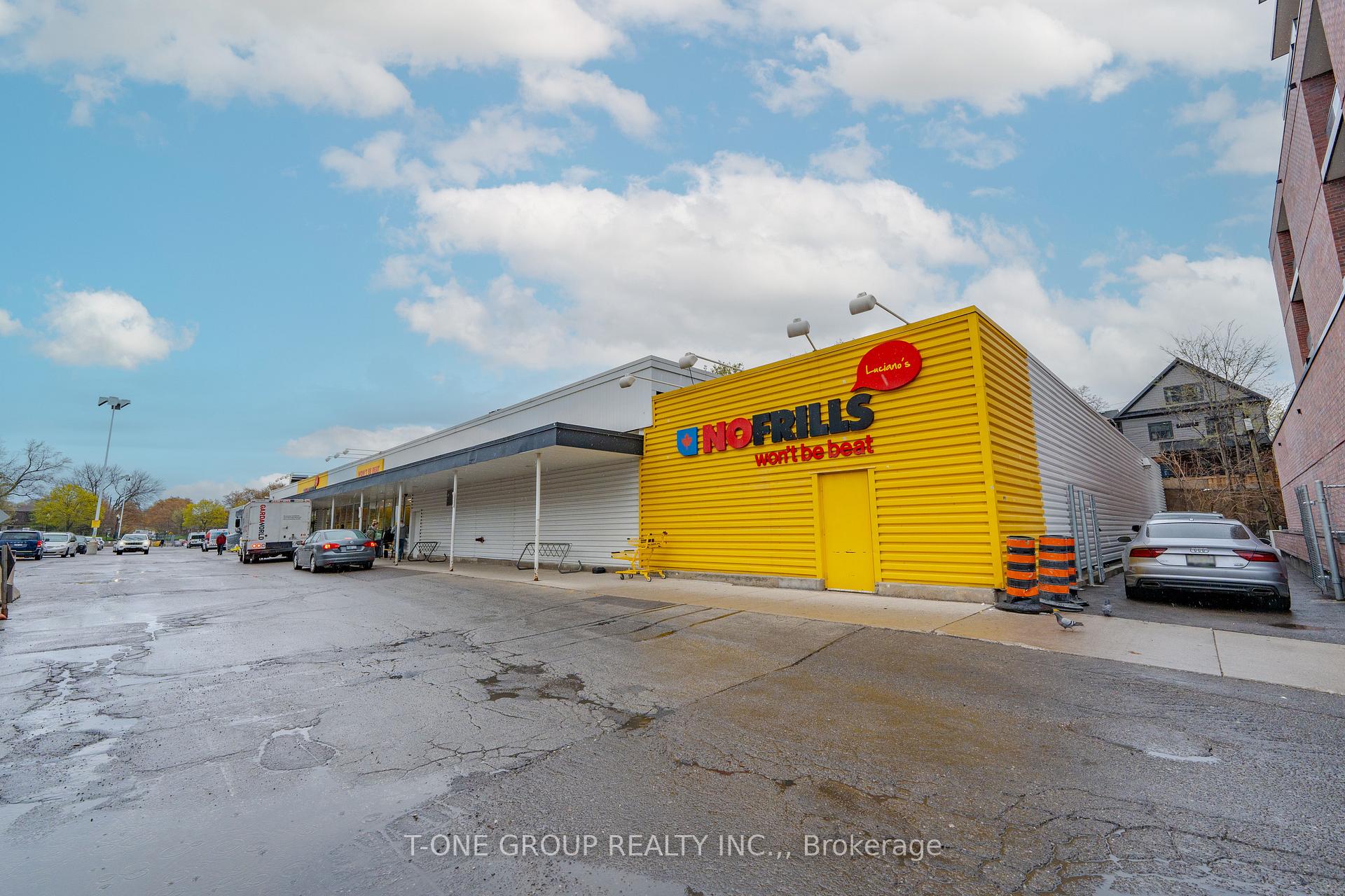 Photo 48 of Unit 1205, 185 Alberta Avenue, Toronto, Oakwood Village — HOMEH