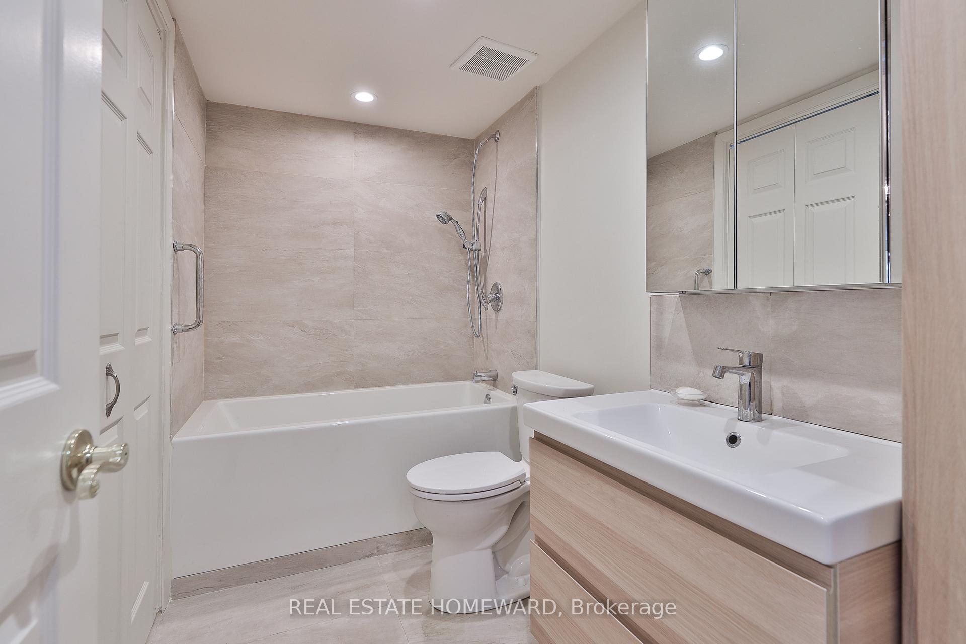 Photo 28 of Unit 1405, 71 Charles Street E, Toronto, Church-Yonge Corridor — HOMEH
