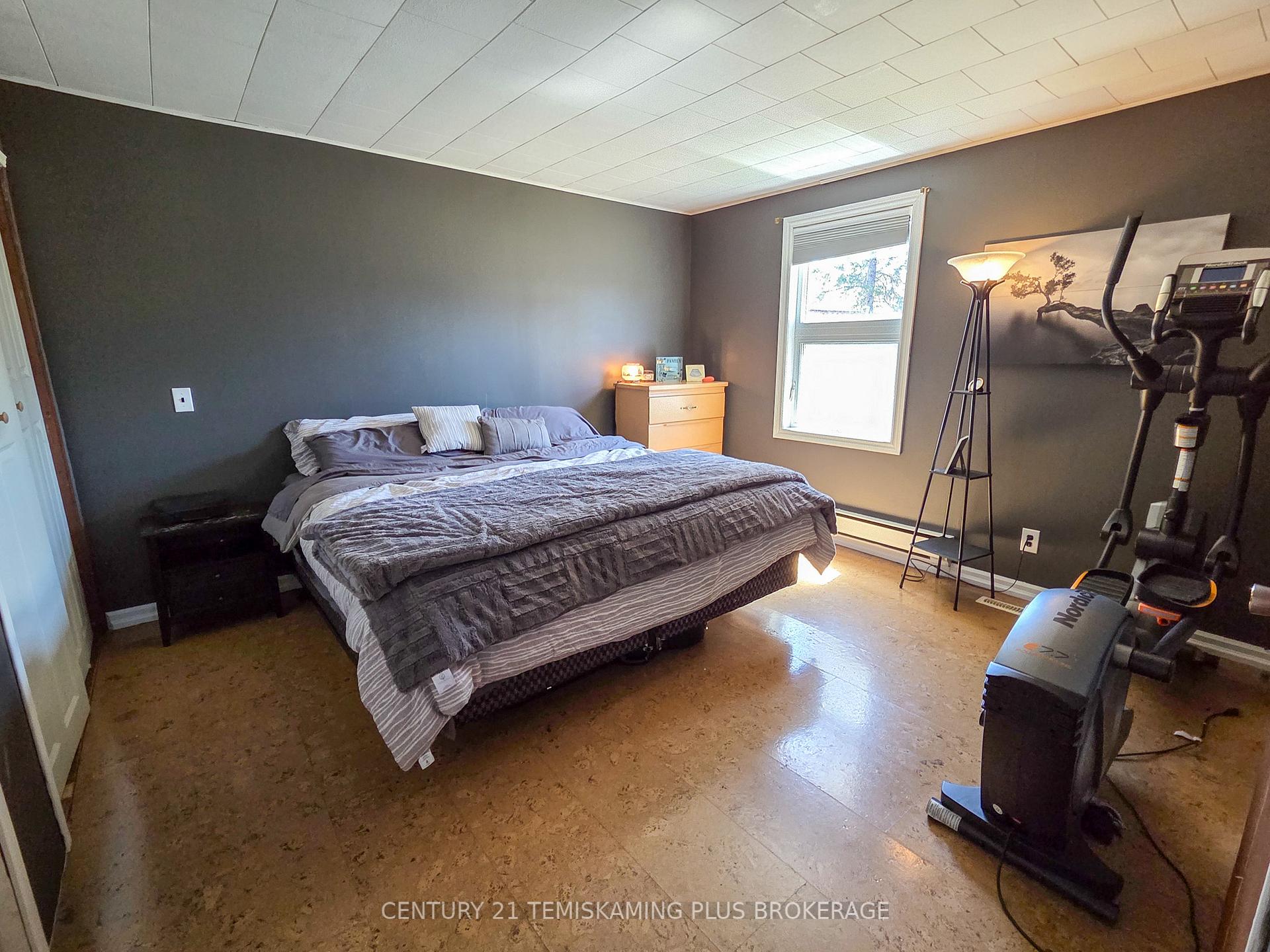 Photo 14 of 12 Sixth Avenue, Englehart — HOMEH