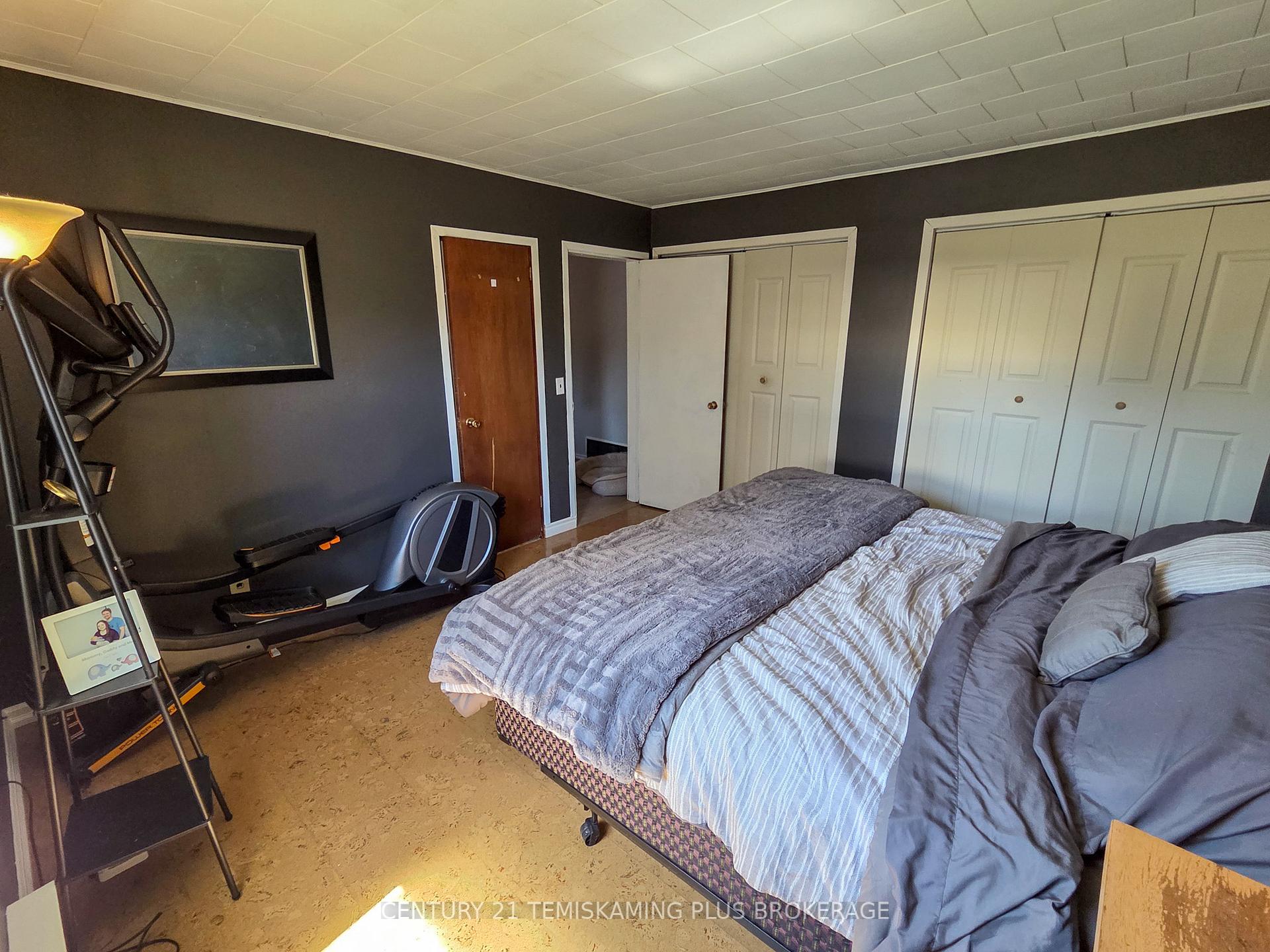 Photo 15 of 12 Sixth Avenue, Englehart — HOMEH