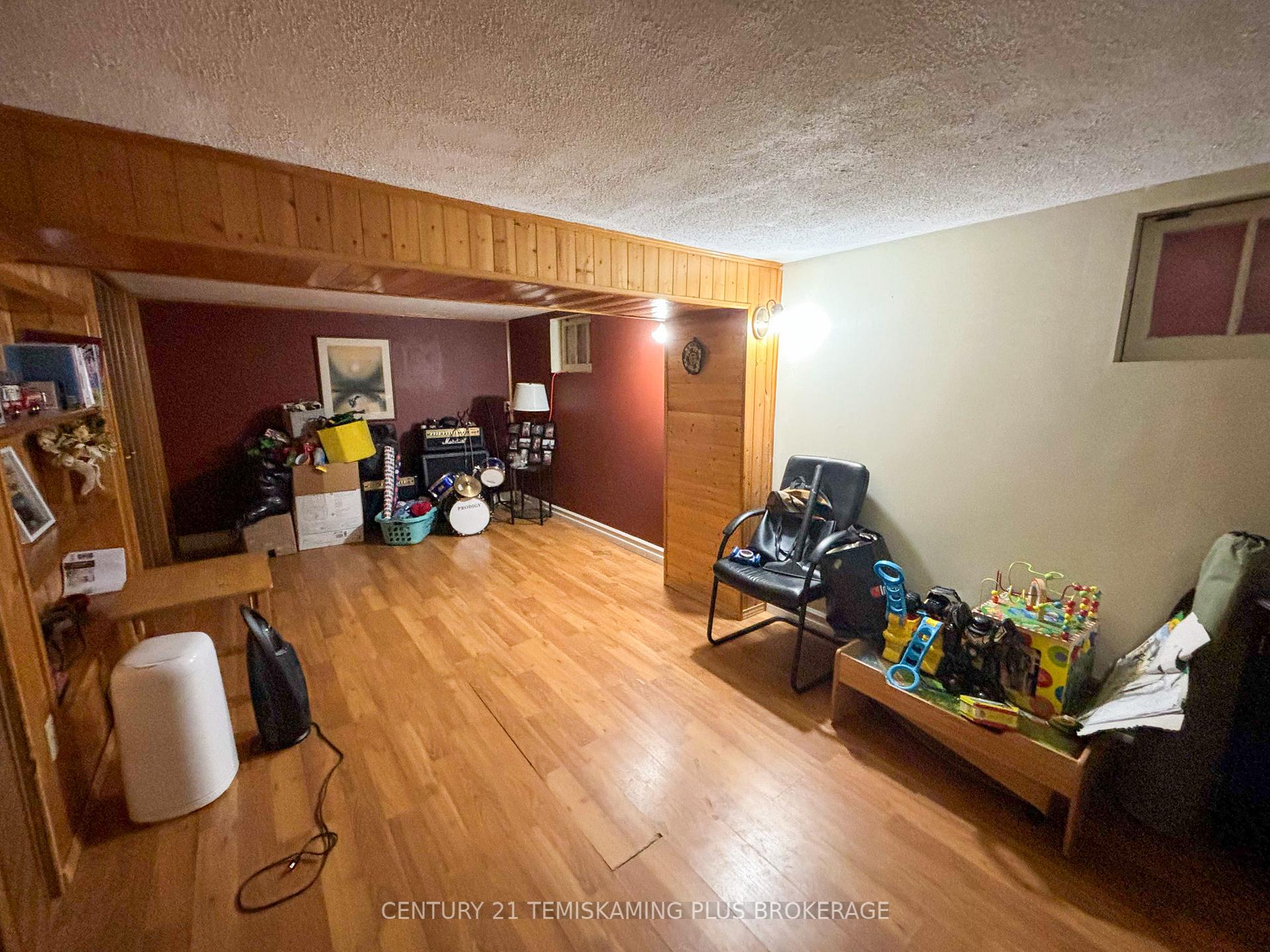 Photo 19 of 12 Sixth Avenue, Englehart — HOMEH