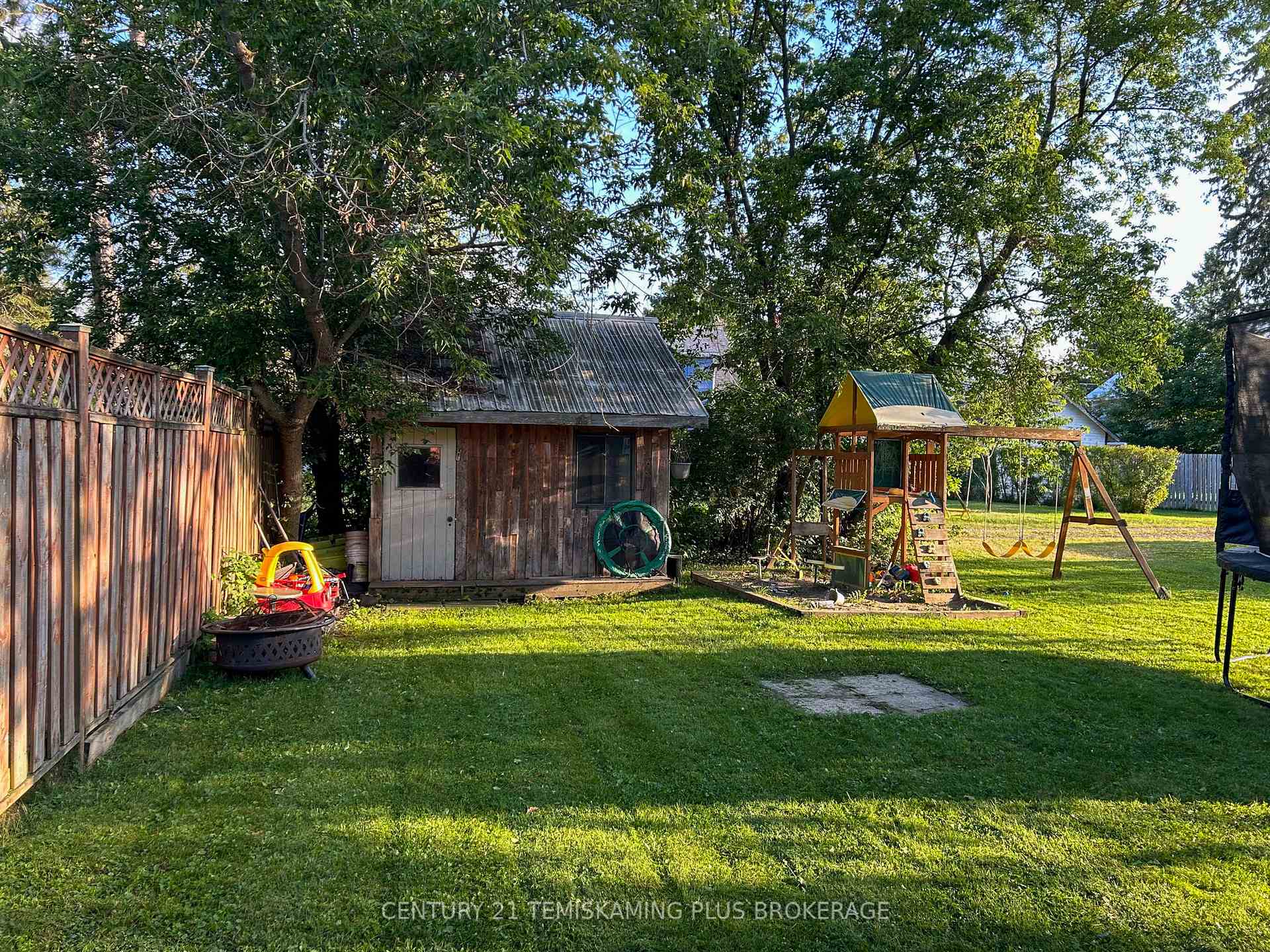 Photo 24 of 12 Sixth Avenue, Englehart — HOMEH