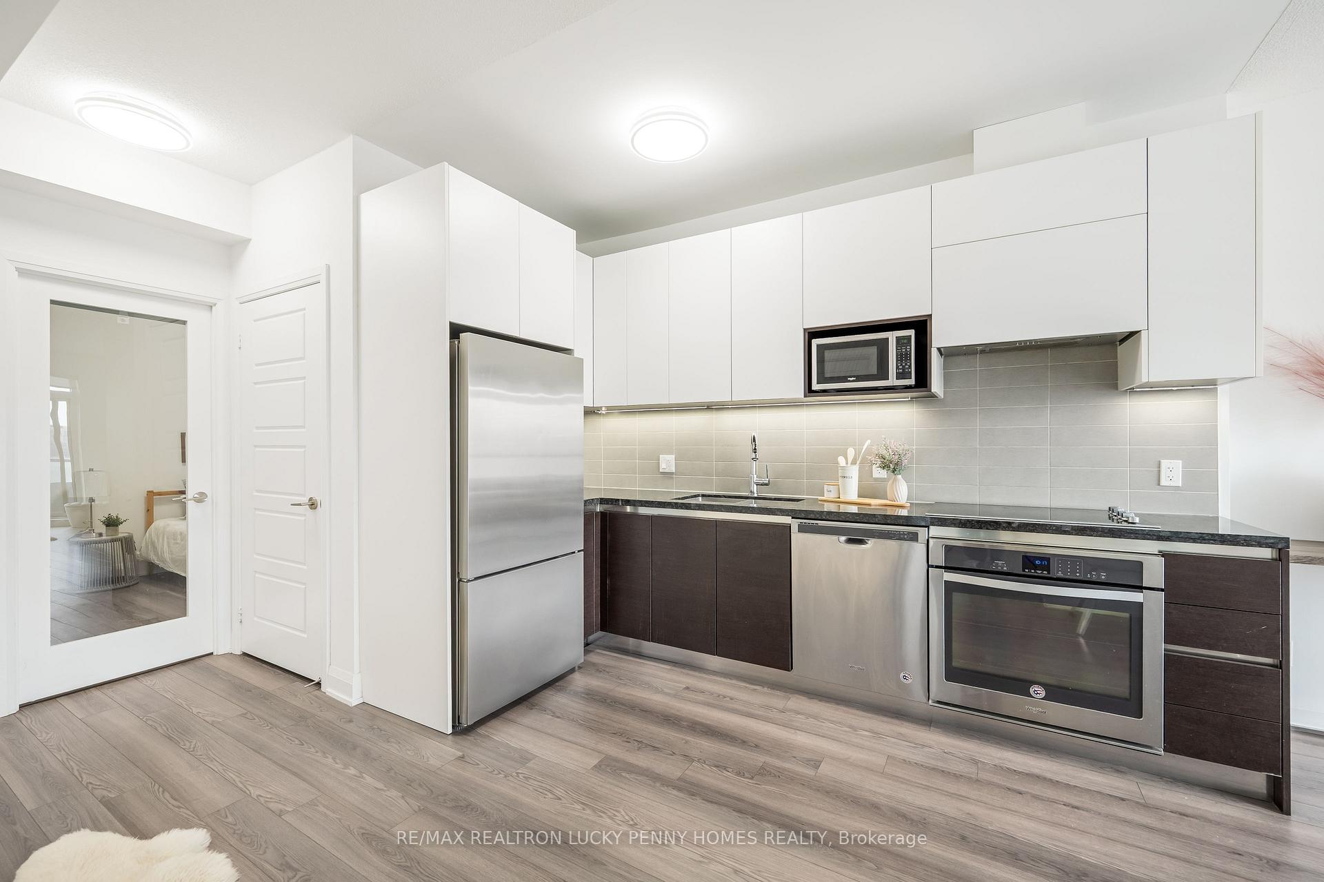 Photo 33 of Unit 618, 15 Water Walk Drive, Markham, Unionville — HOMEH