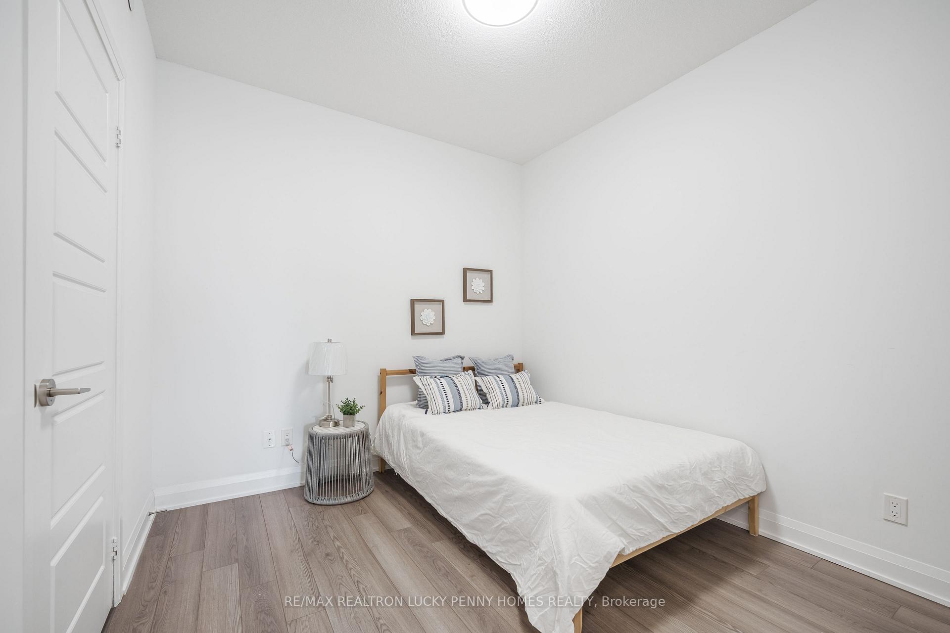 Photo 40 of Unit 618, 15 Water Walk Drive, Markham, Unionville — HOMEH
