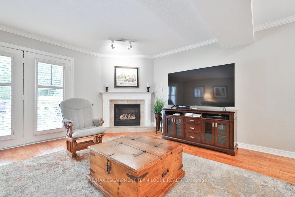Photo 21 of 1083 Augustus Drive, Burlington, Brant — HOMEH