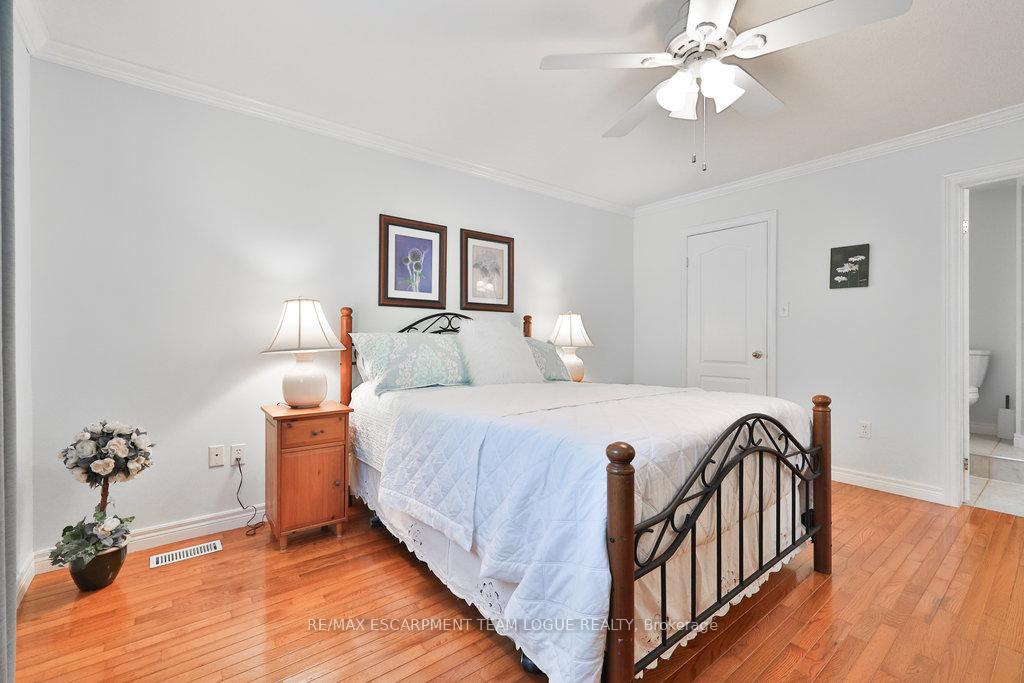Photo 31 of 1083 Augustus Drive, Burlington, Brant — HOMEH