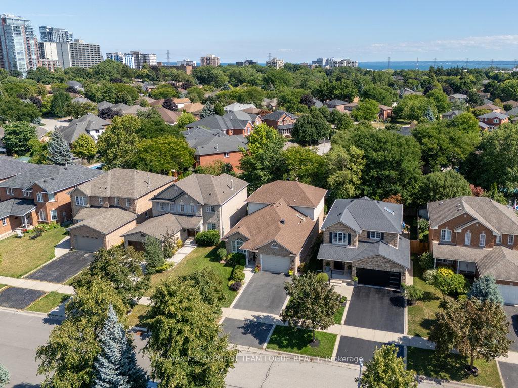 Photo 49 of 1083 Augustus Drive, Burlington, Brant — HOMEH