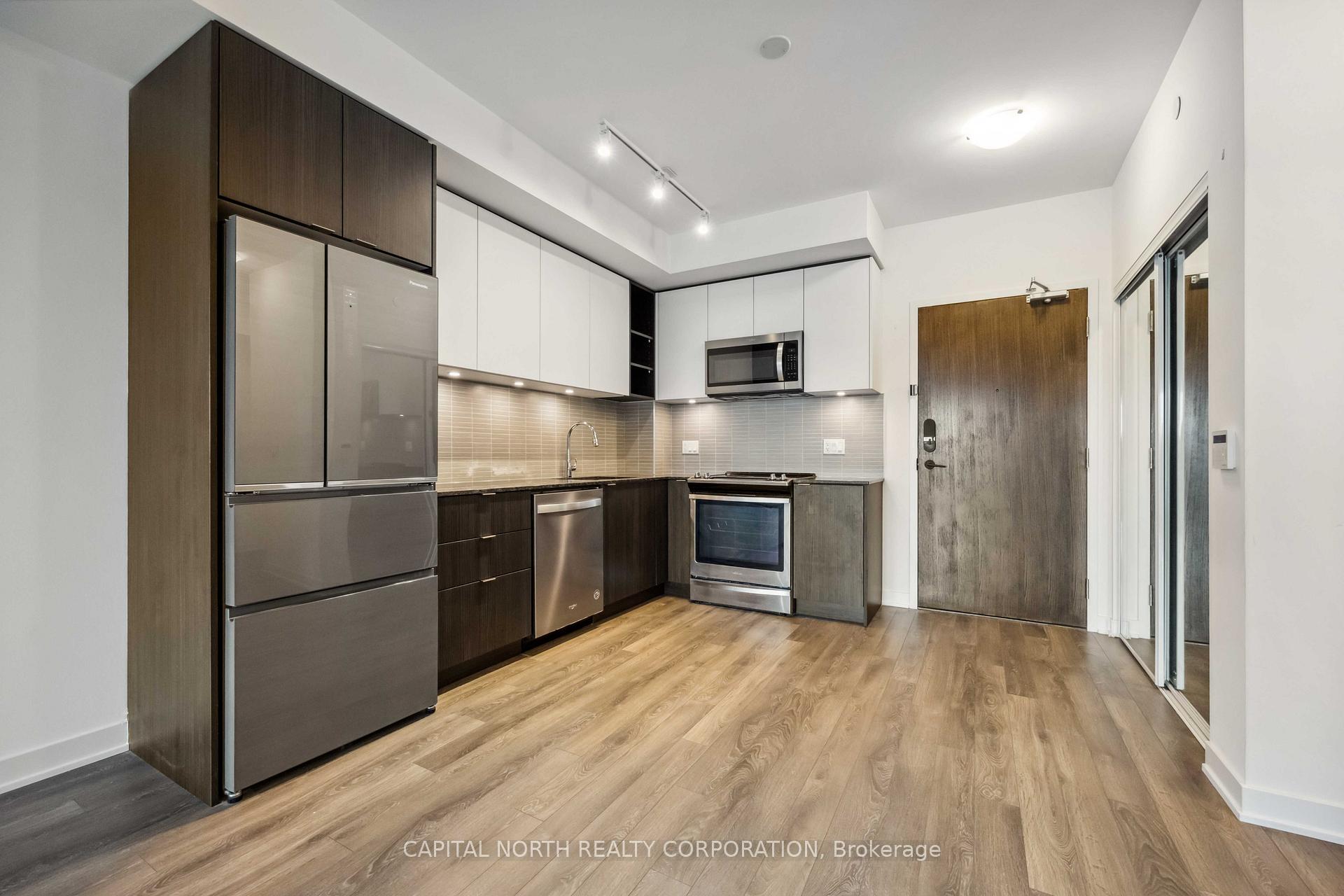 Photo 5 of Unit 522, 100 Eagle Rock Way, Vaughan, Rural Vaughan — HOMEH