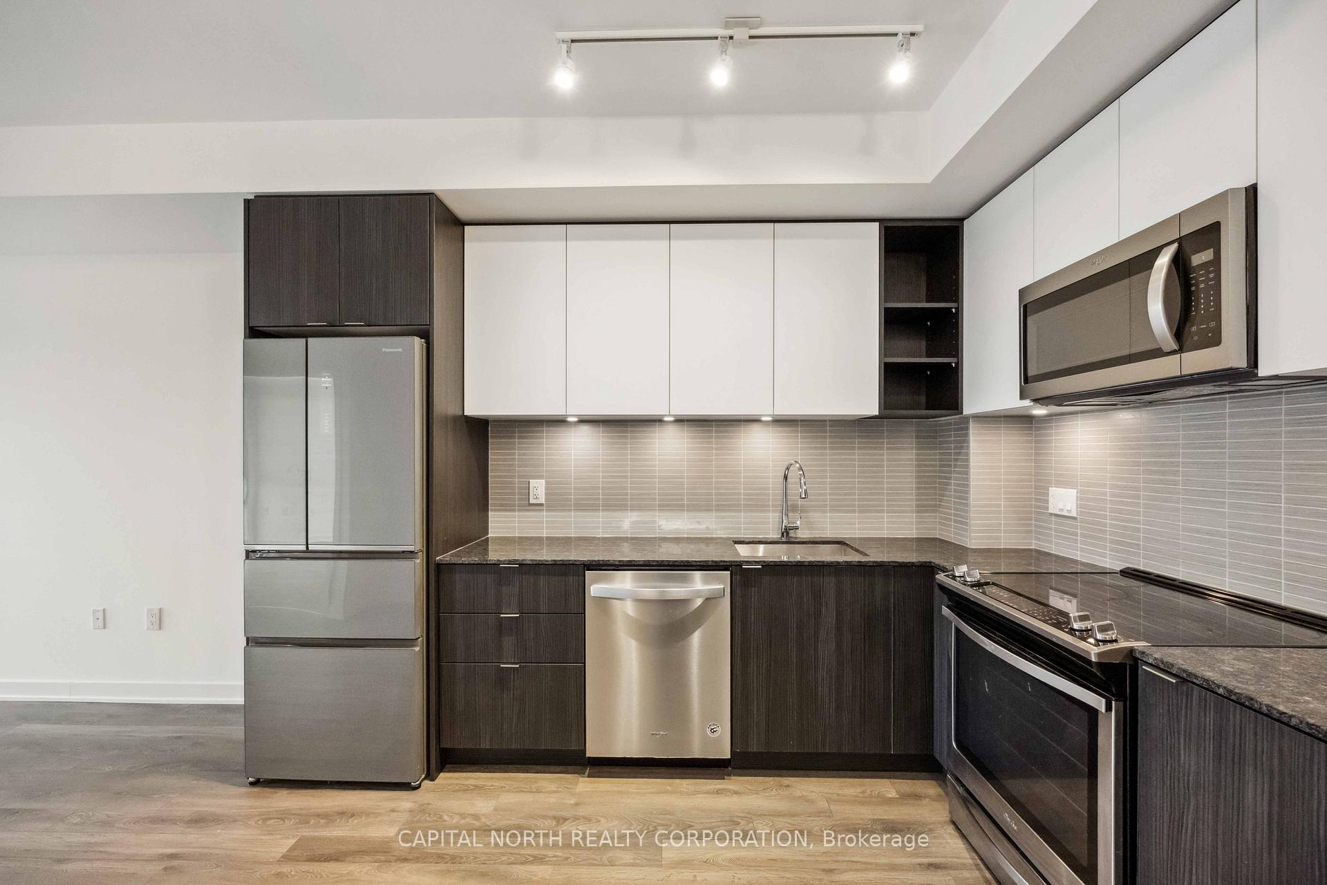 Photo 8 of Unit 522, 100 Eagle Rock Way, Vaughan, Rural Vaughan — HOMEH