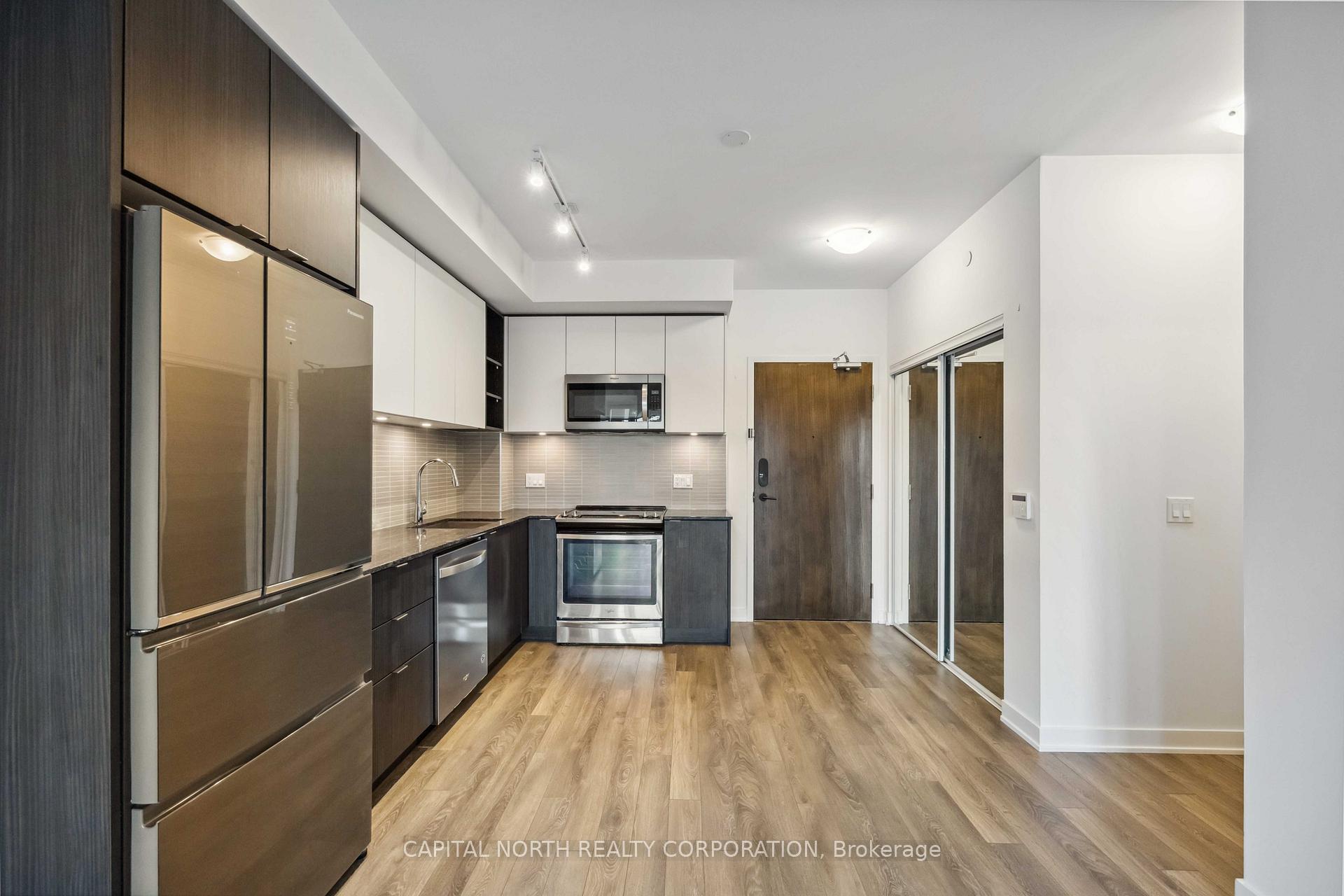 Photo 9 of Unit 522, 100 Eagle Rock Way, Vaughan, Rural Vaughan — HOMEH