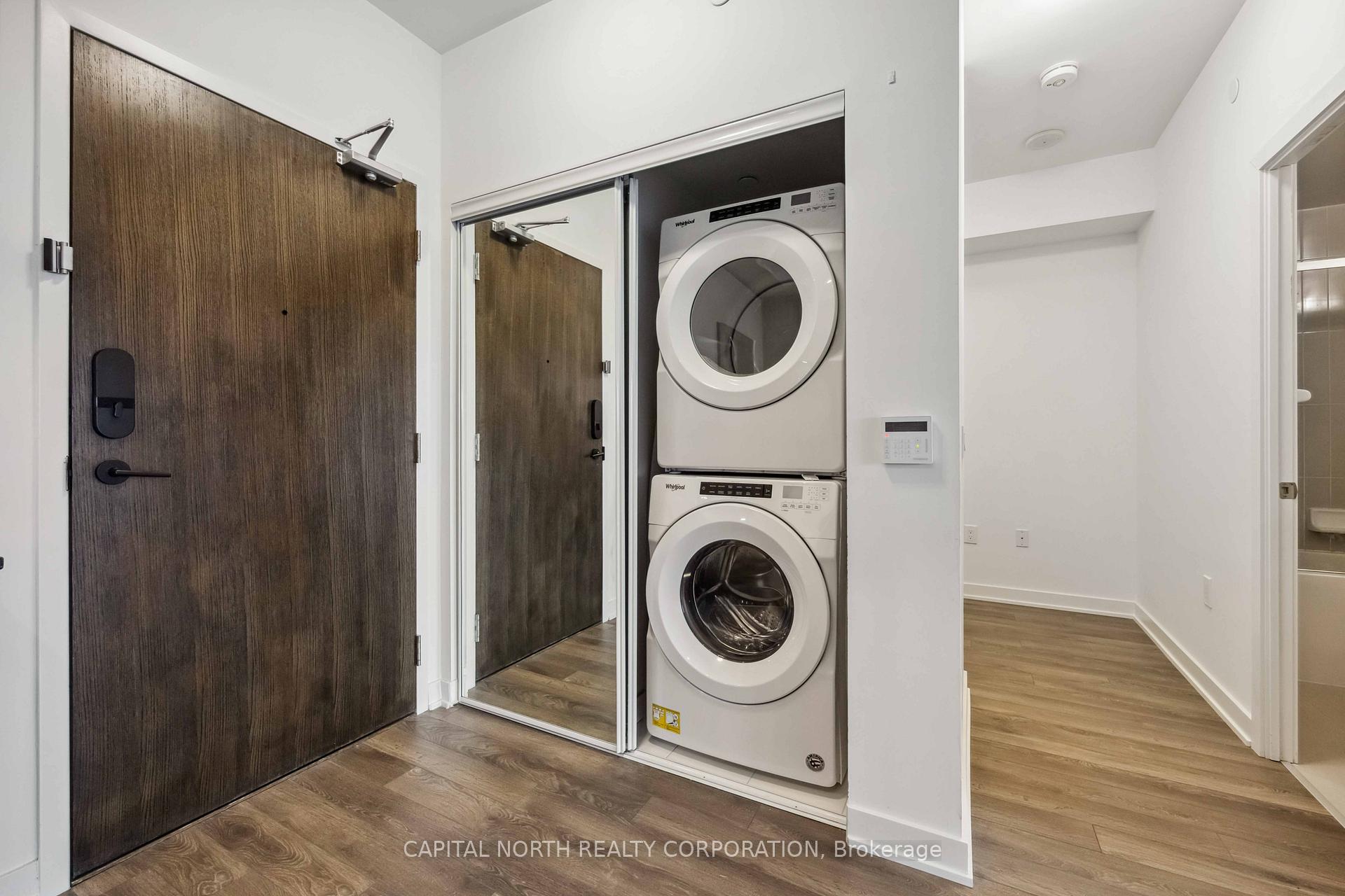 Photo 17 of Unit 522, 100 Eagle Rock Way, Vaughan, Rural Vaughan — HOMEH