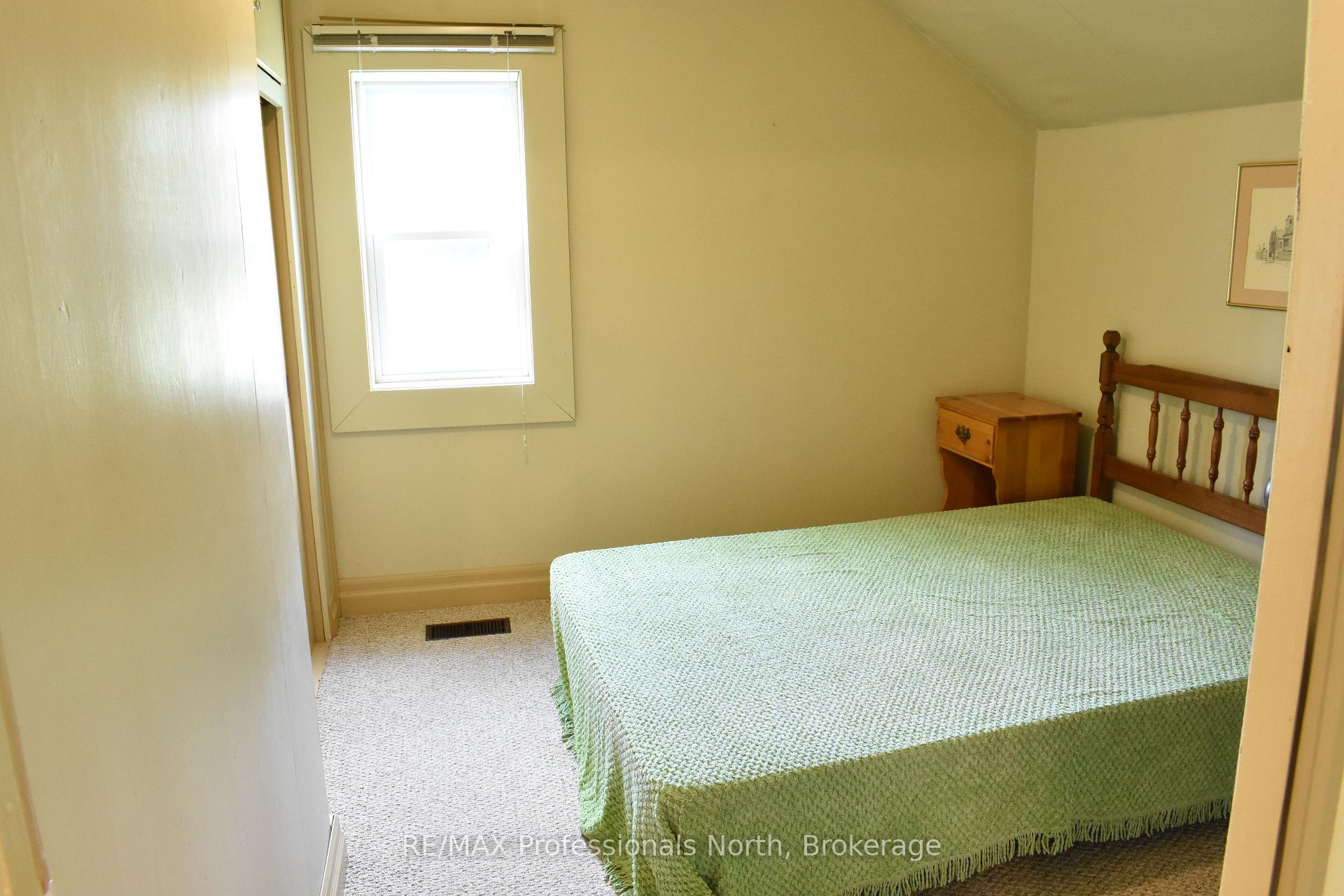 Photo 12 of 449 Bobcaygeon Road, Minden Hills, Anson — HOMEH