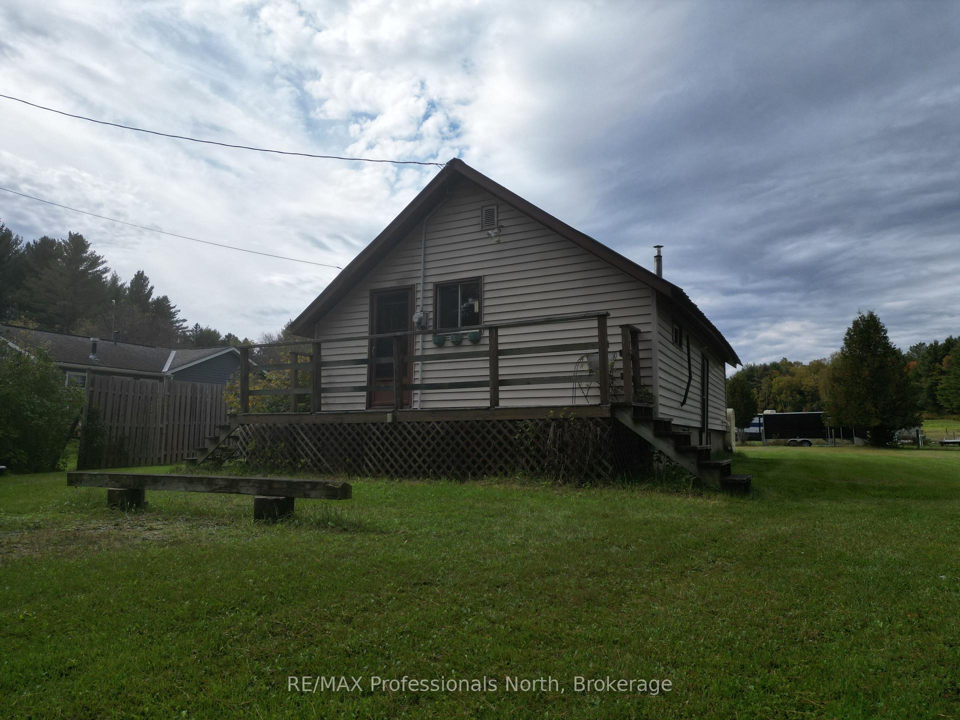 Photo 25 of 449 Bobcaygeon Road, Minden Hills, Anson — HOMEH