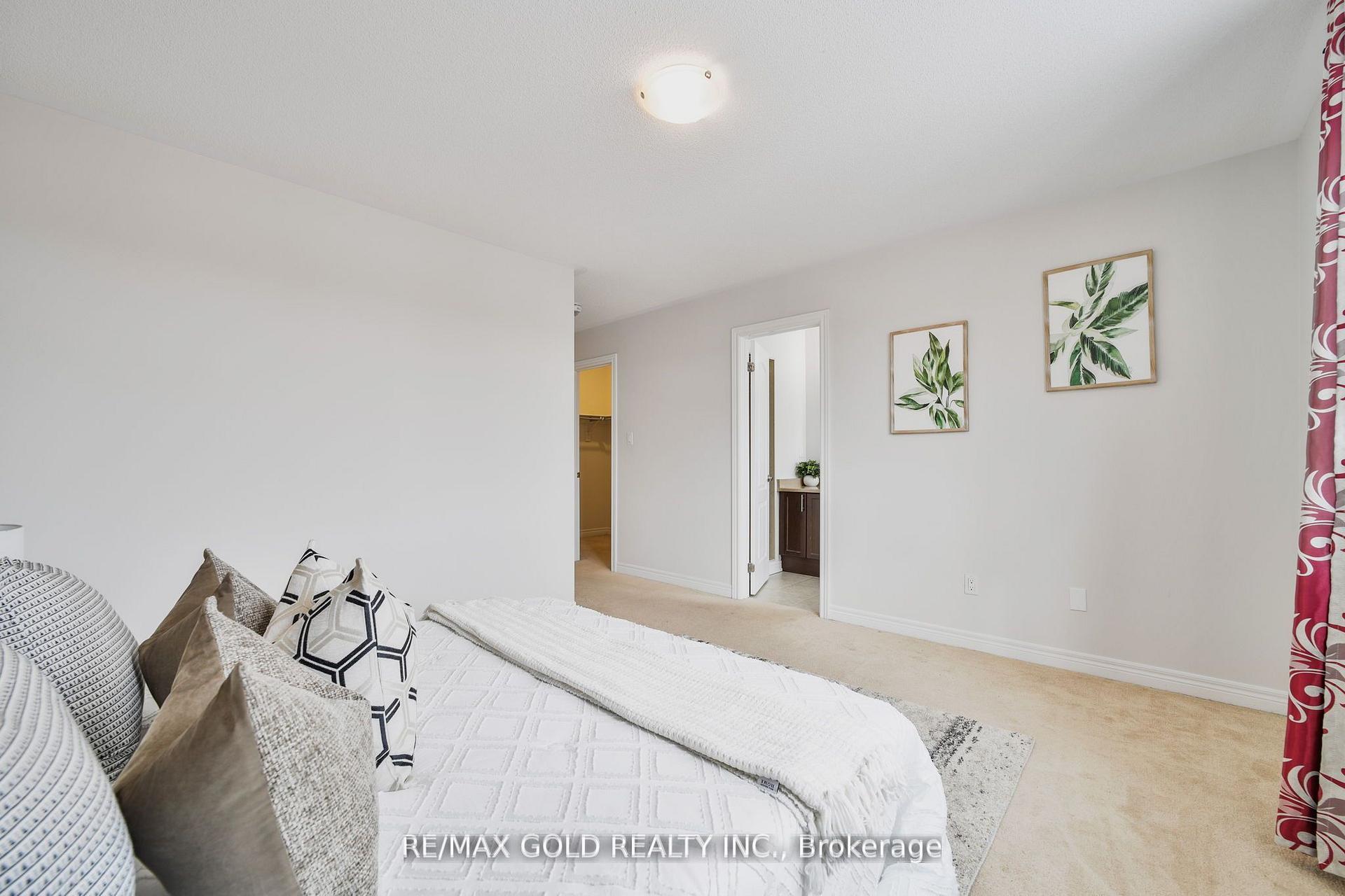 Photo 45 of 42 Lanark Circle, Brampton, Credit Valley — HOMEH