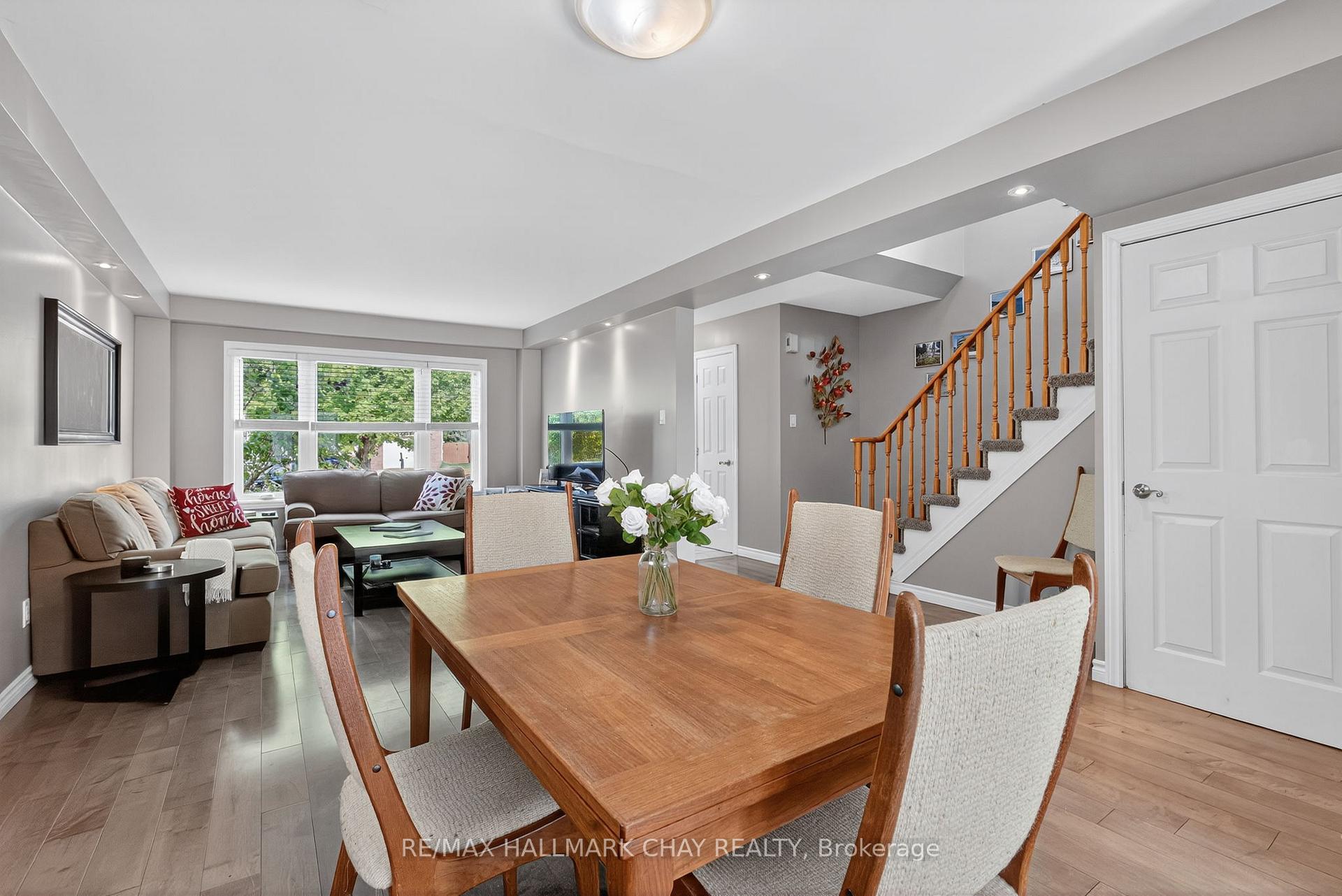 Photo 6 of 46 Moon Drive, Barrie, Ardagh — HOMEH