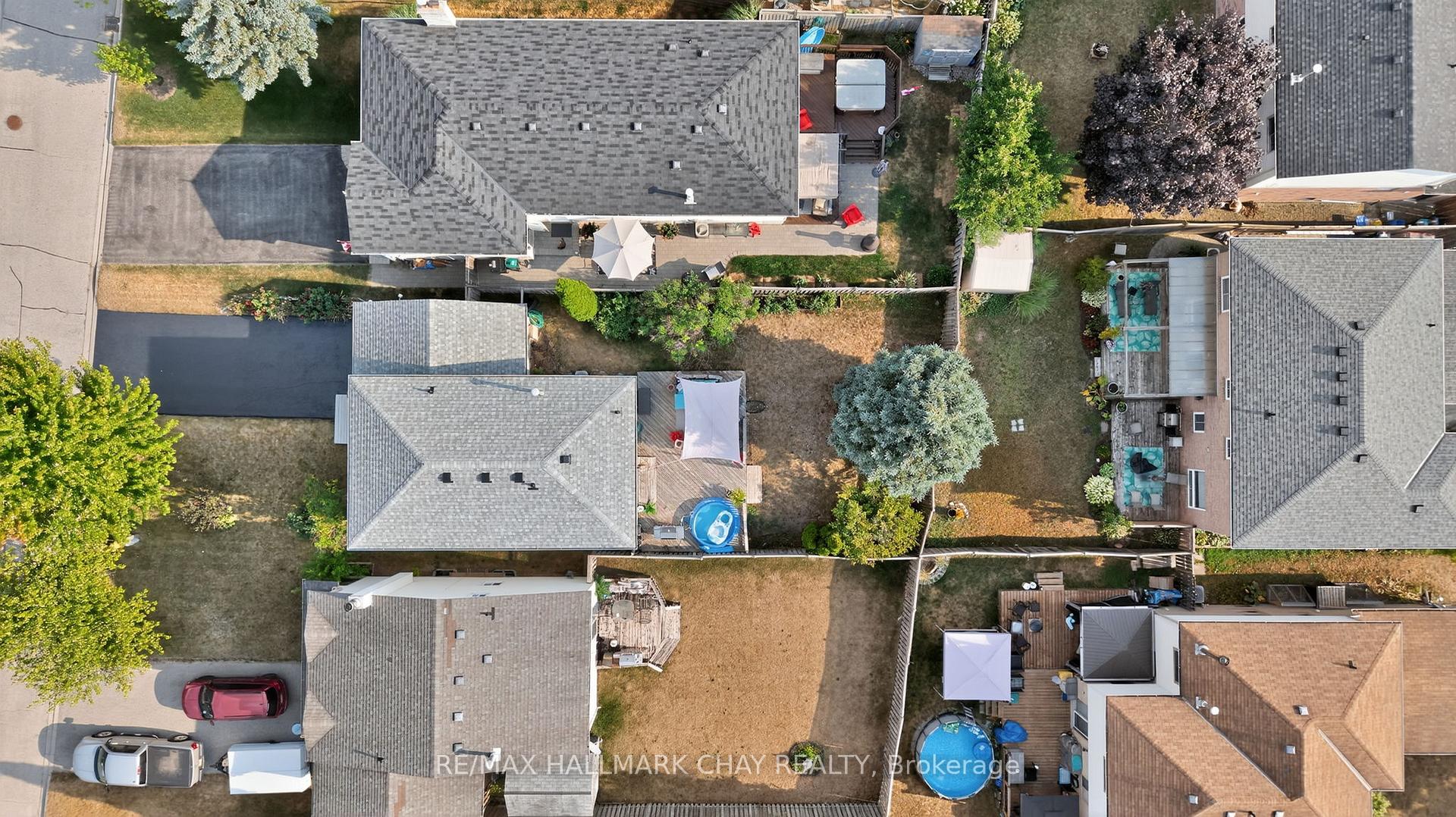 Photo 19 of 46 Moon Drive, Barrie, Ardagh — HOMEH