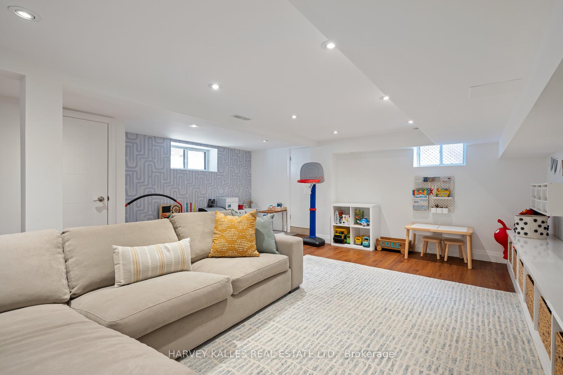 Photo 33 of 356 Lauder Avenue, Toronto, Oakwood Village — HOMEH